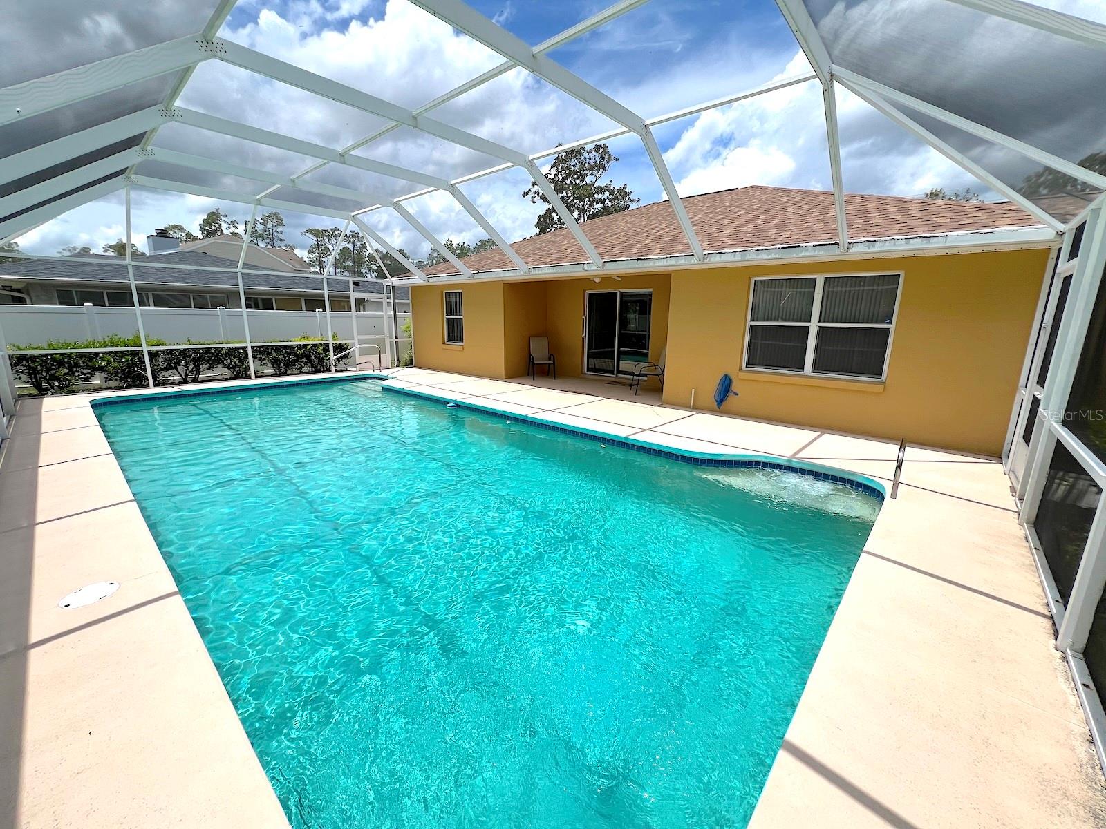 SOUTHWEST QUADRANT PH 01-04 - Residential Lease