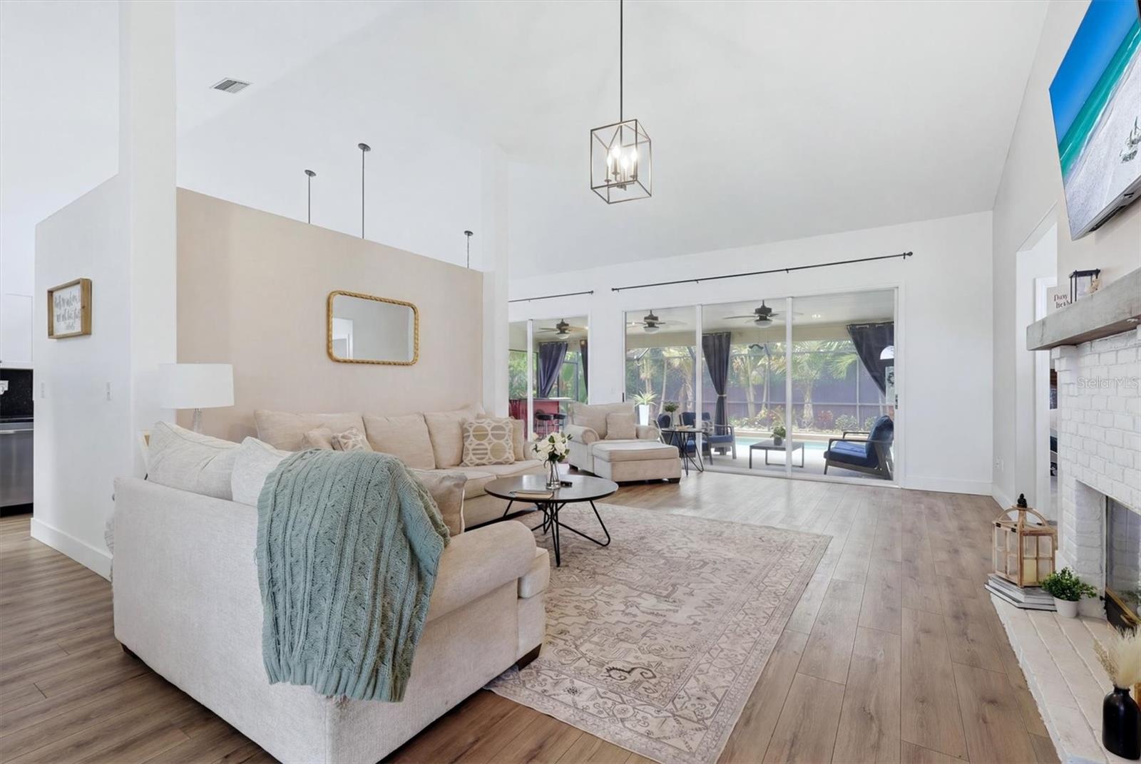 FIDDLERS GREEN - Residential