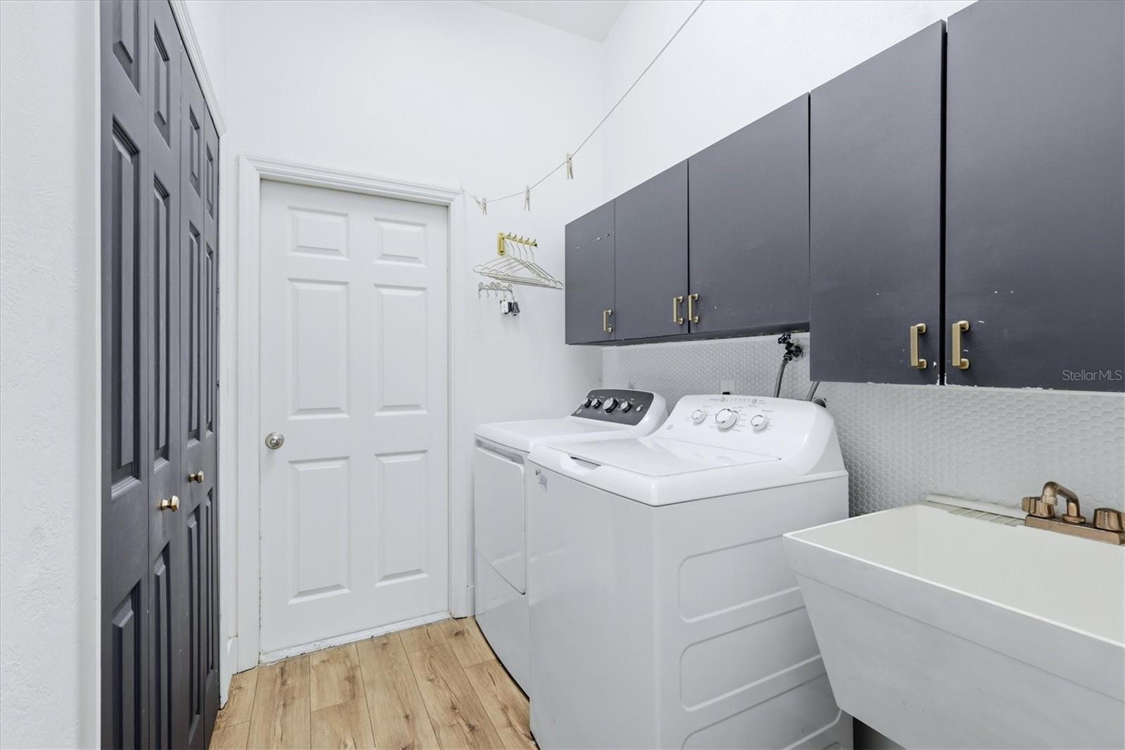 FIDDLERS GREEN - Residential