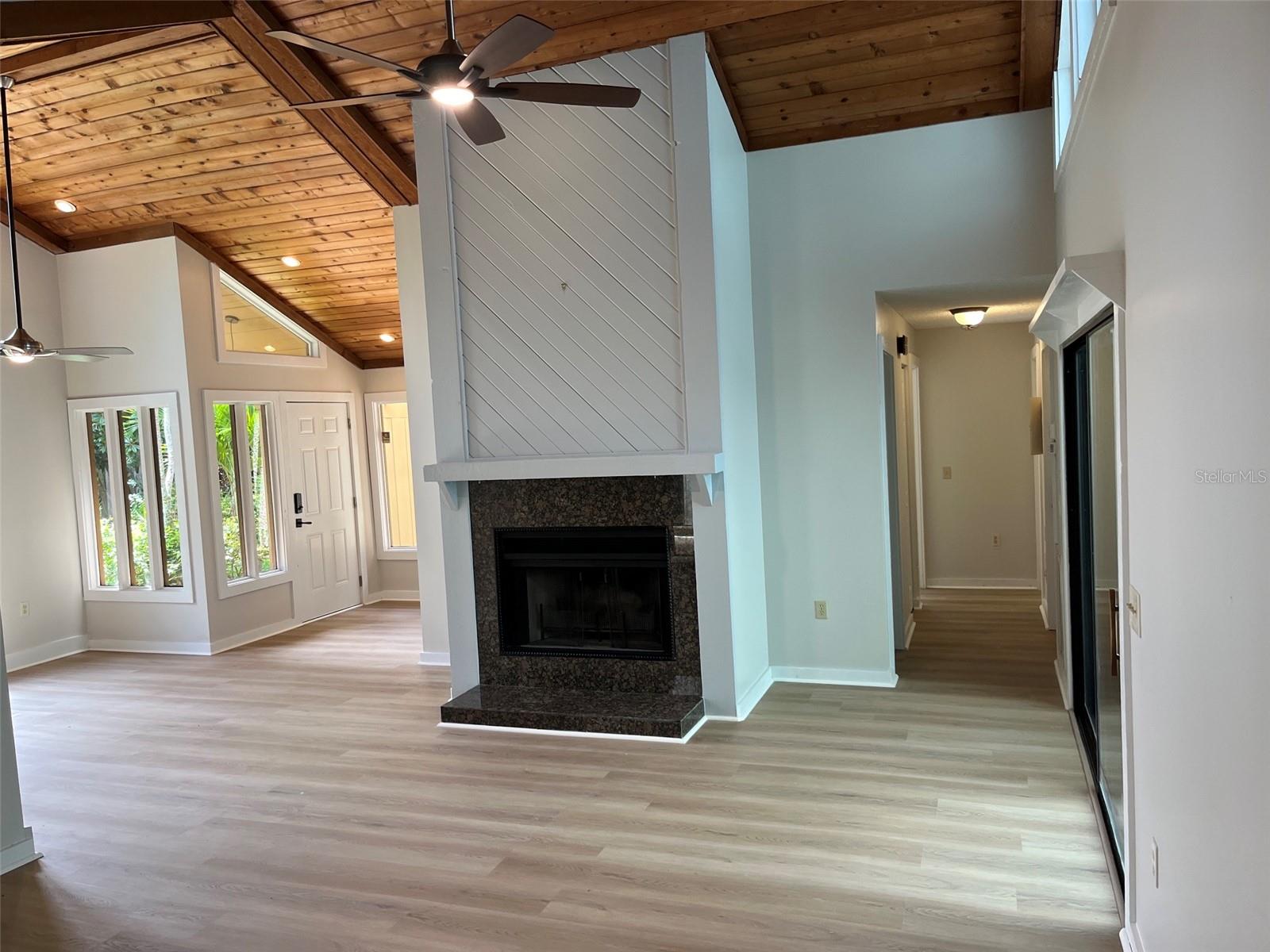 PINE BAY FOREST - Residential