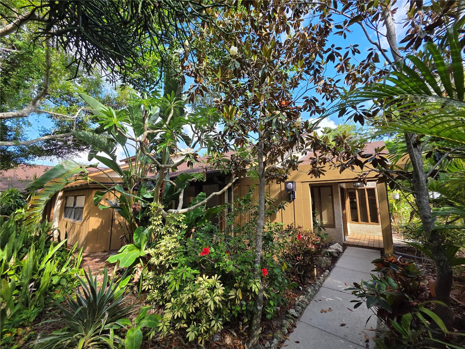 PINE BAY FOREST - Residential