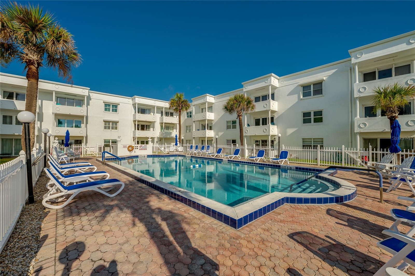 CORINTHIAN VILLAS - Residential