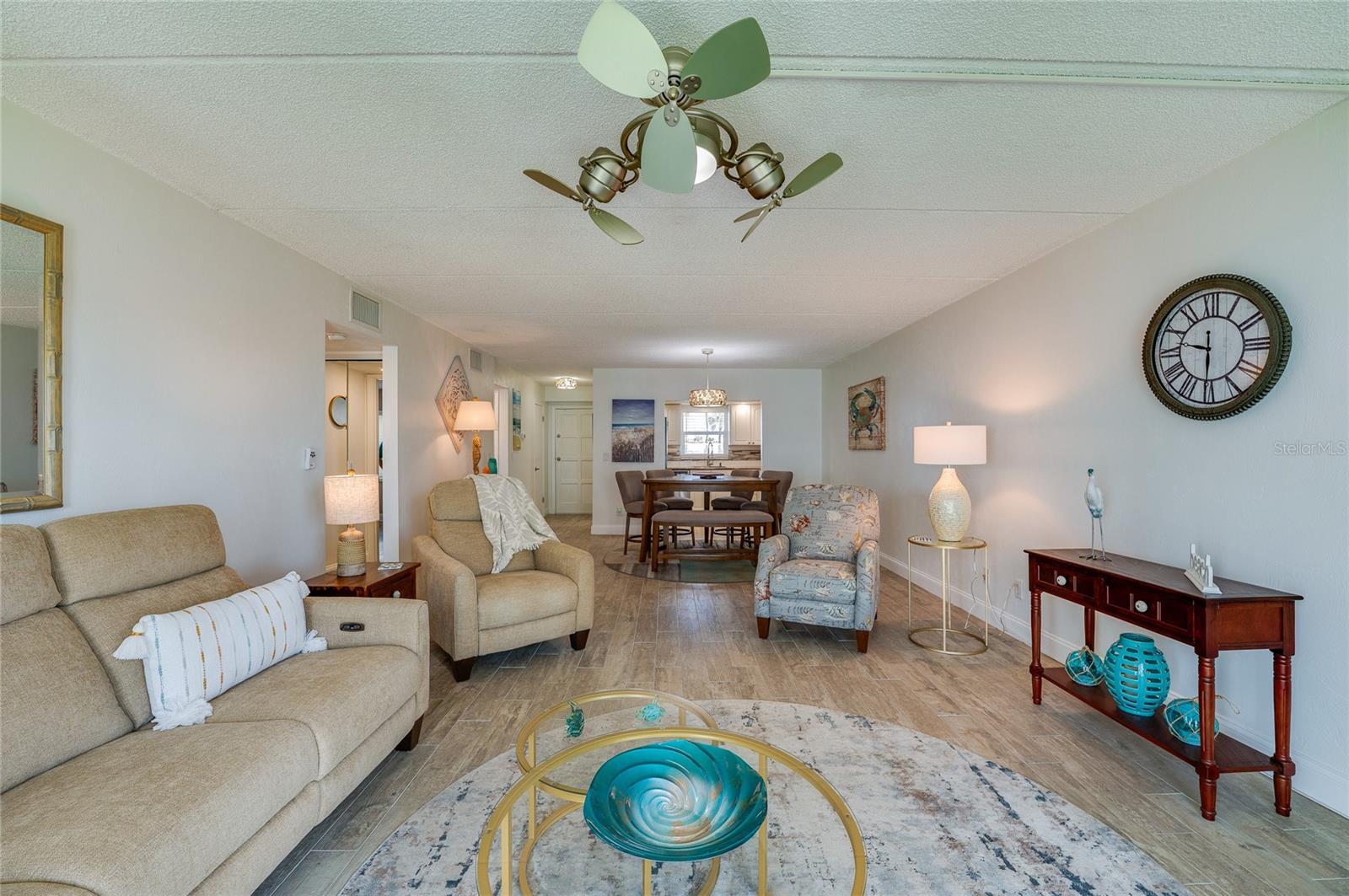 CORINTHIAN VILLAS - Residential