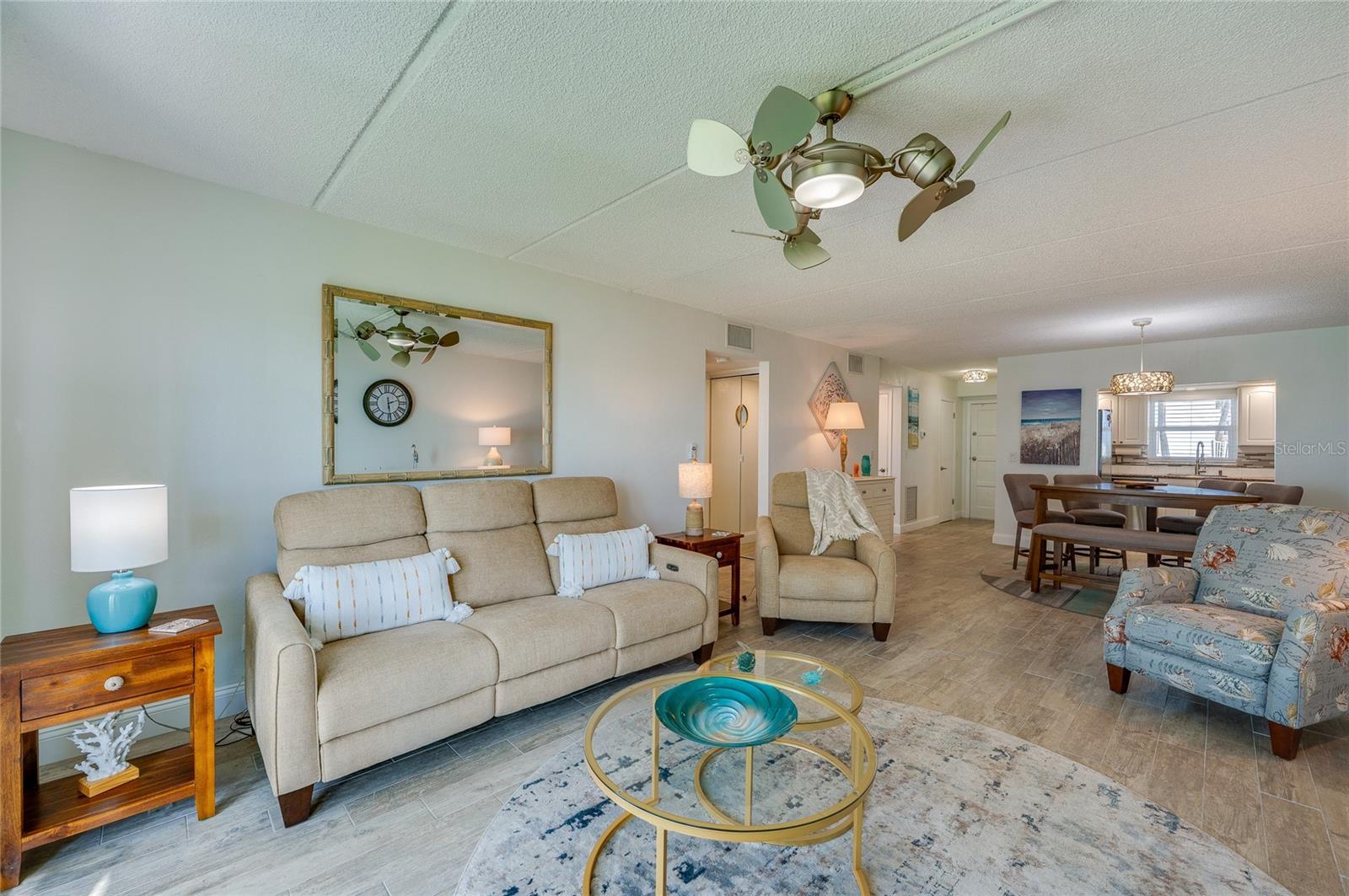 CORINTHIAN VILLAS - Residential