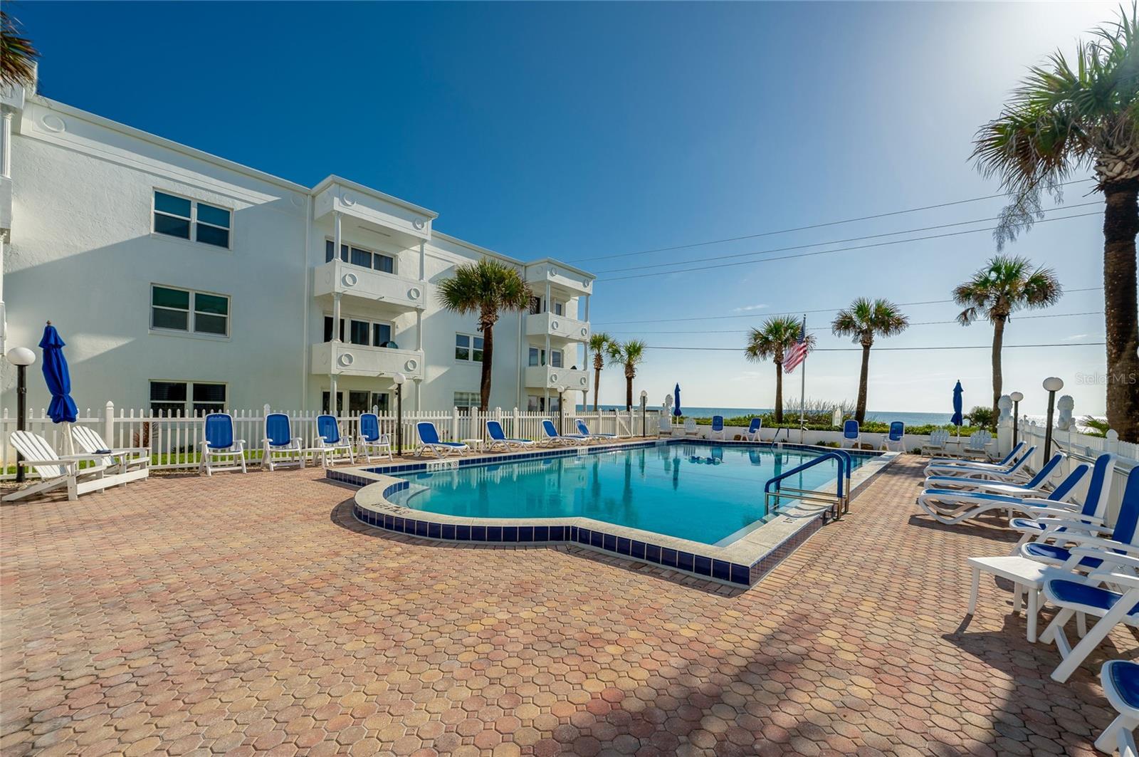 CORINTHIAN VILLAS - Residential