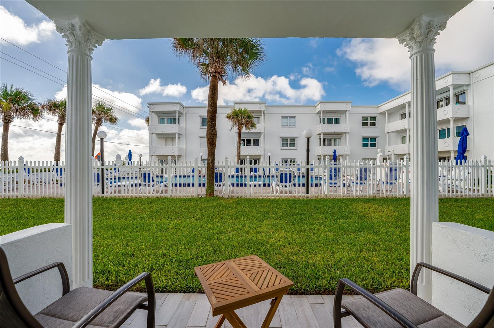 CORINTHIAN VILLAS - Residential