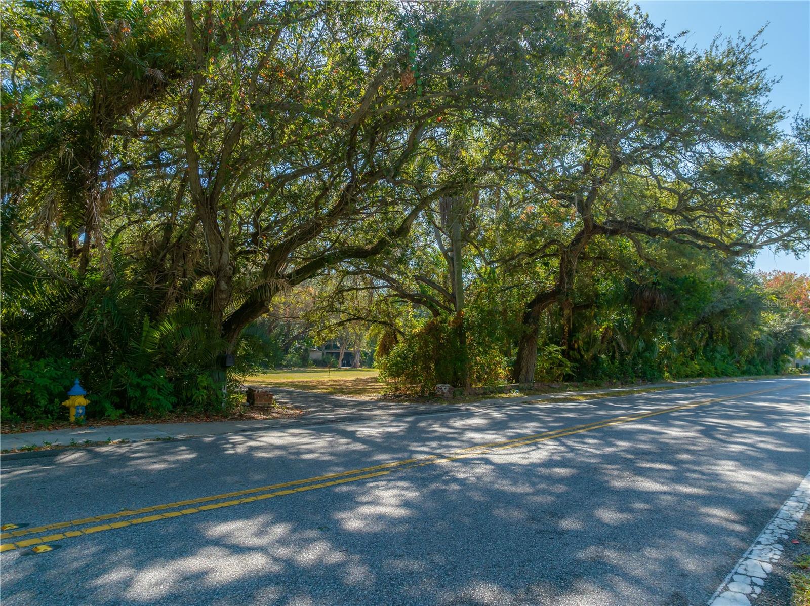 SHELL POINT - Residential