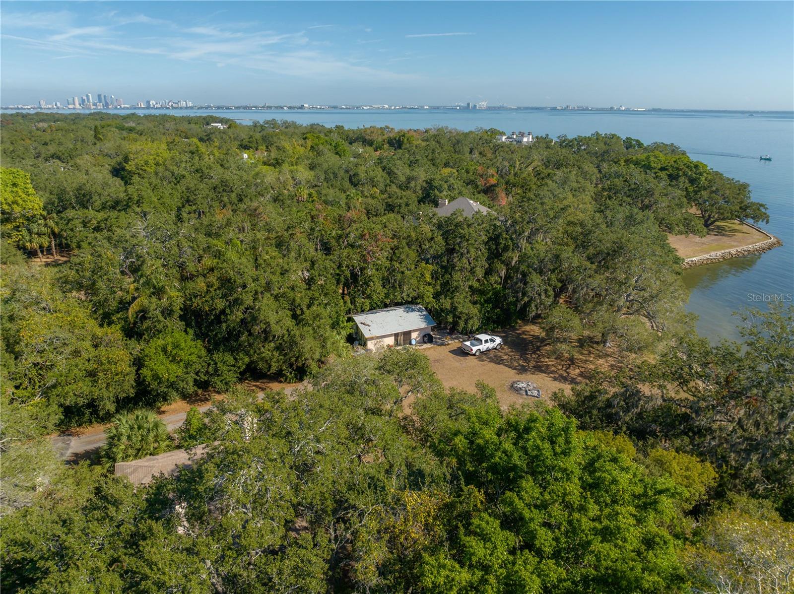 SHELL POINT - Residential