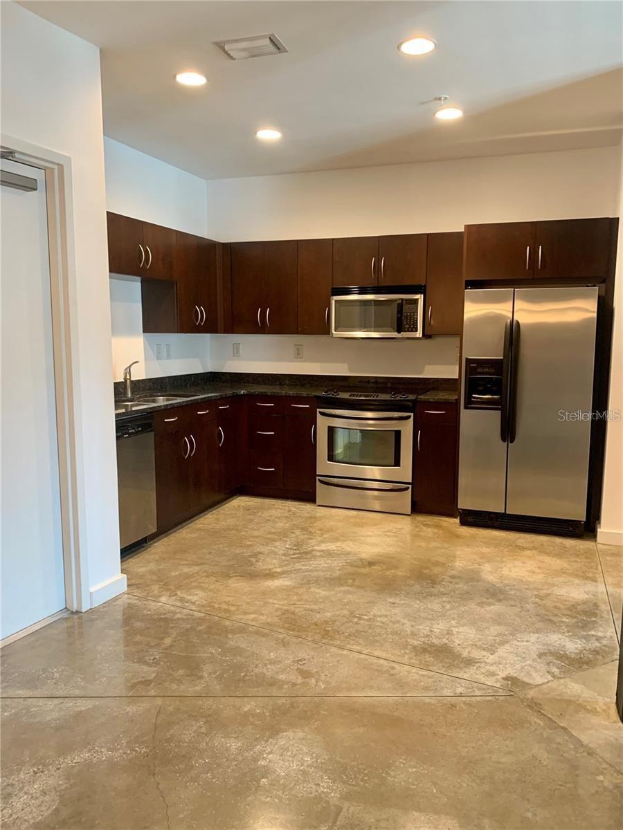 MACDILL LANDINGS A CONDO - Residential