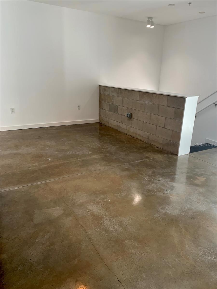 MACDILL LANDINGS A CONDO - Residential