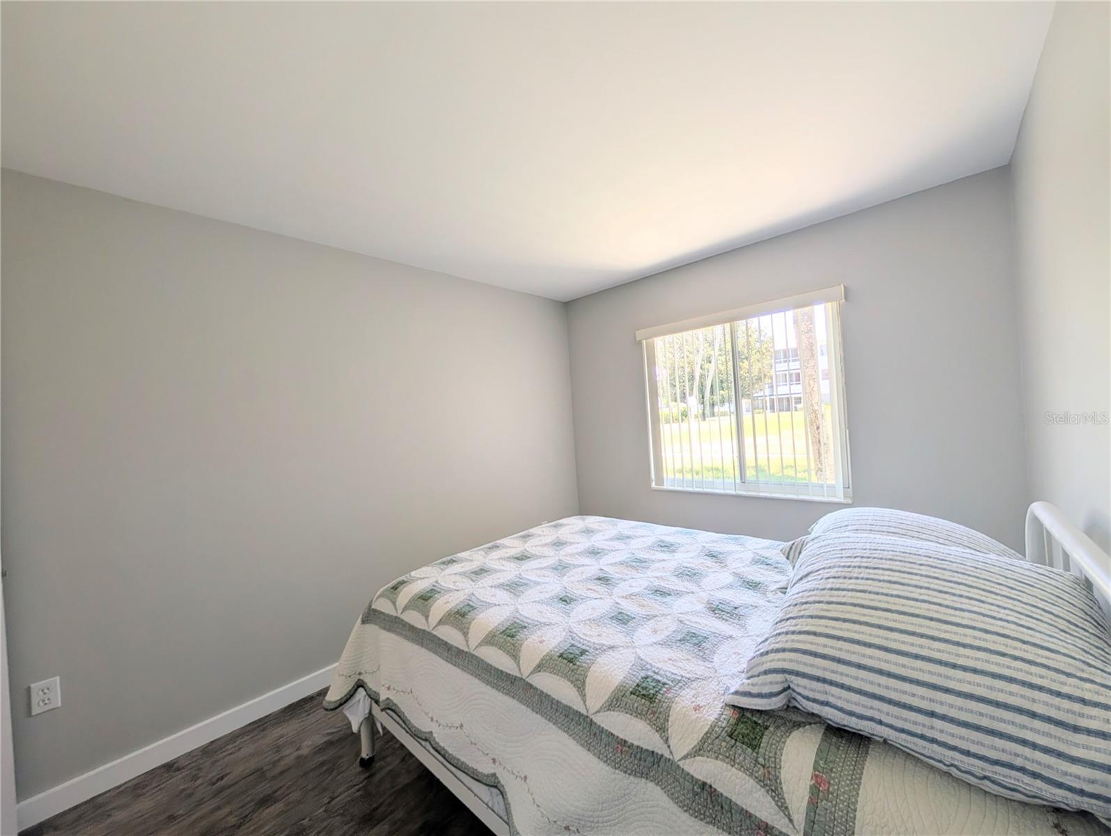 THE THIRD BAYSHORE - Residential