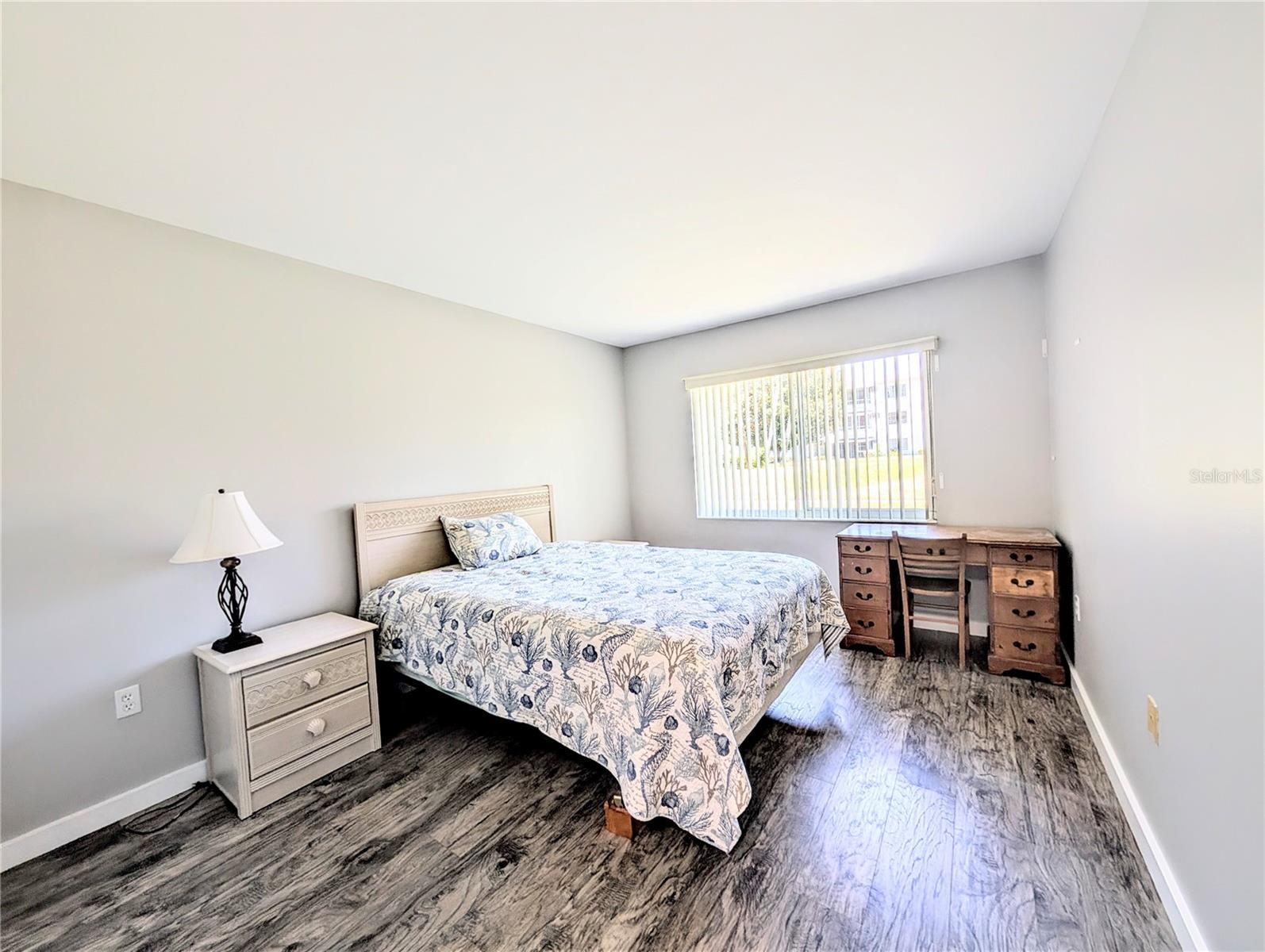 THE THIRD BAYSHORE - Residential