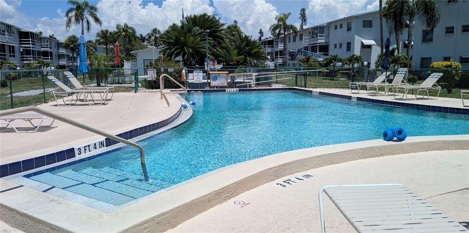 THE THIRD BAYSHORE - Residential