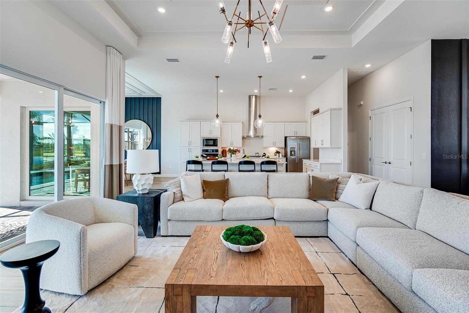 CALUSA COUNTRY CLUB - Residential
