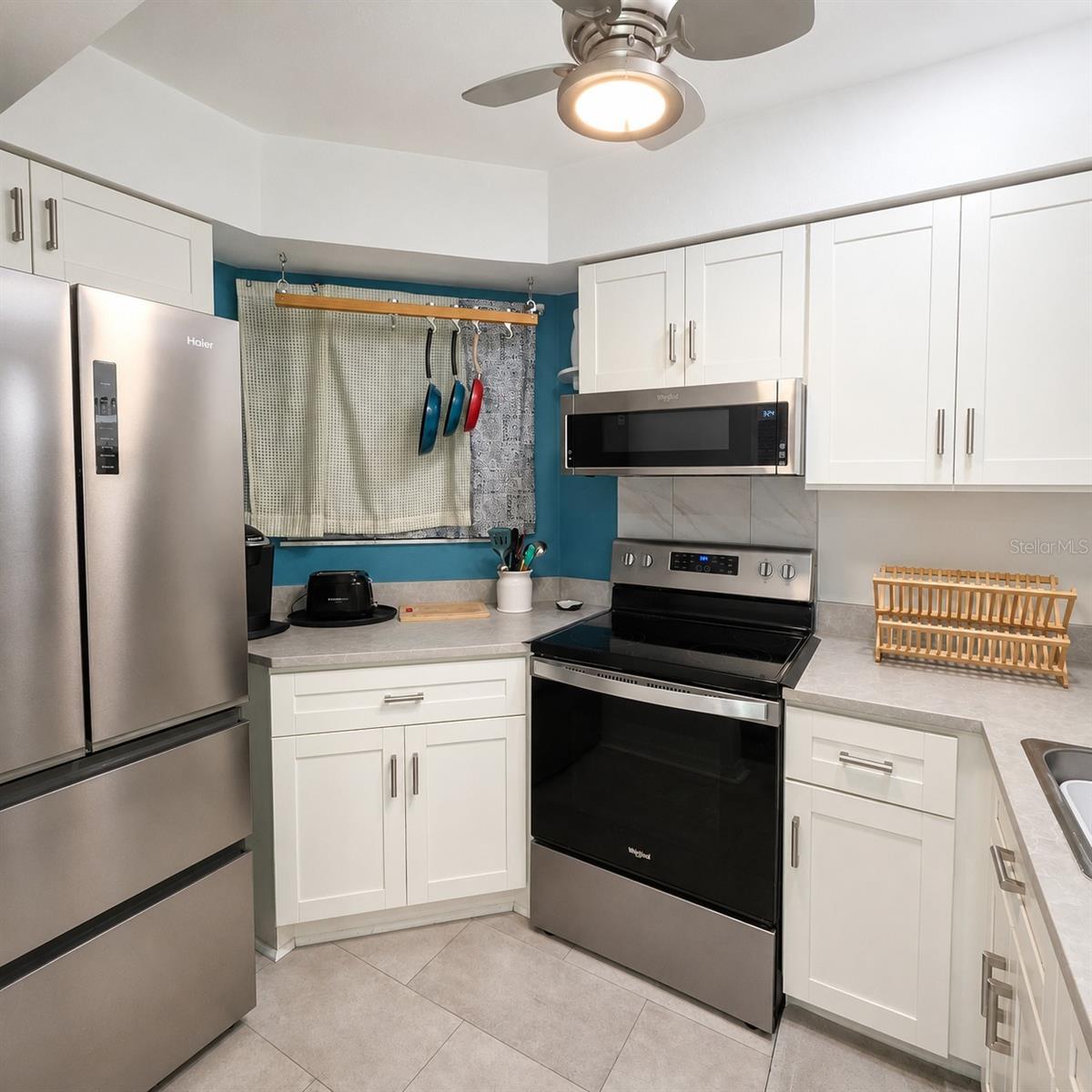 STONES THROW CONDO - Residential Lease