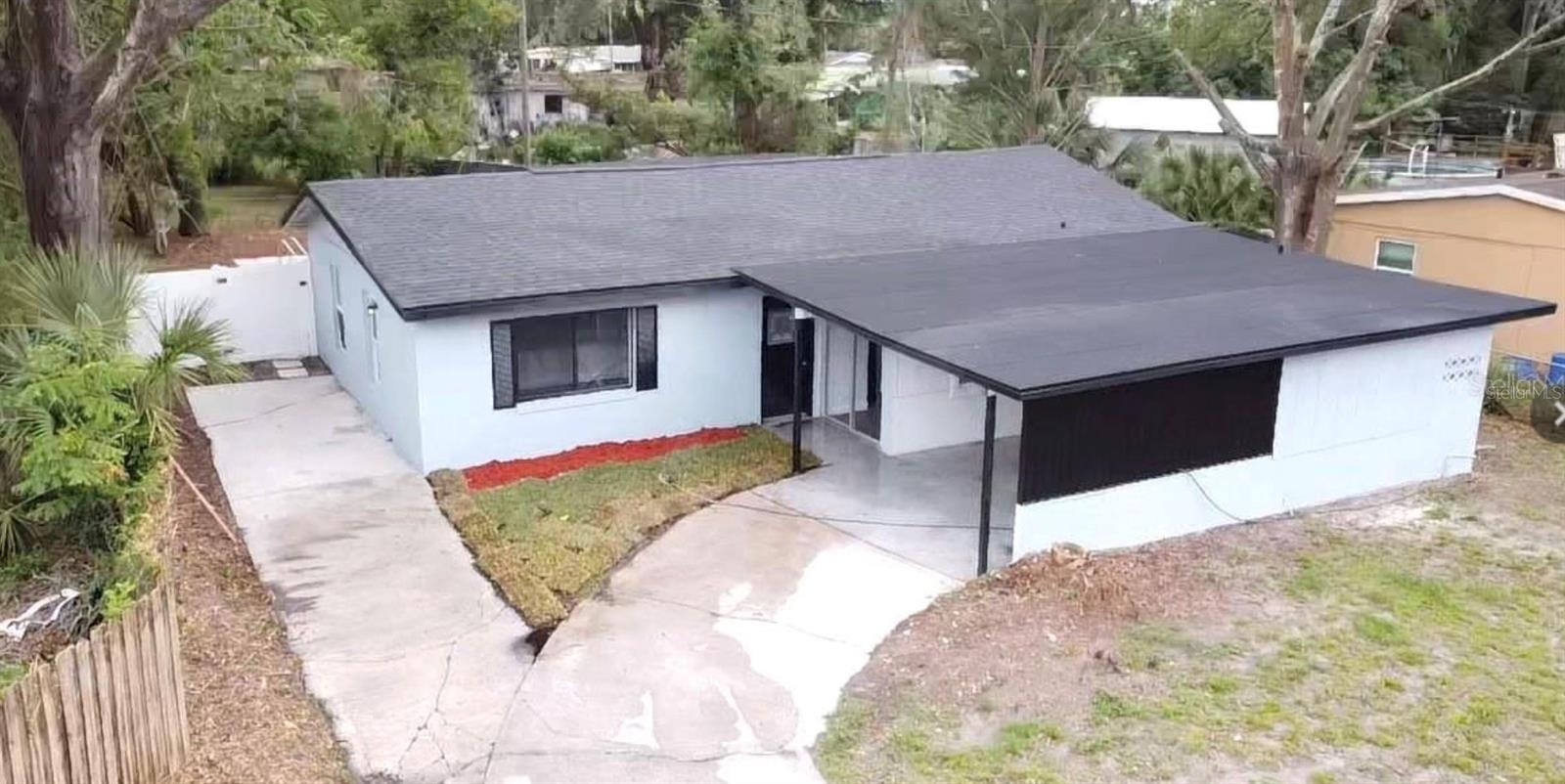 PALM HEIGHTS - Residential Lease