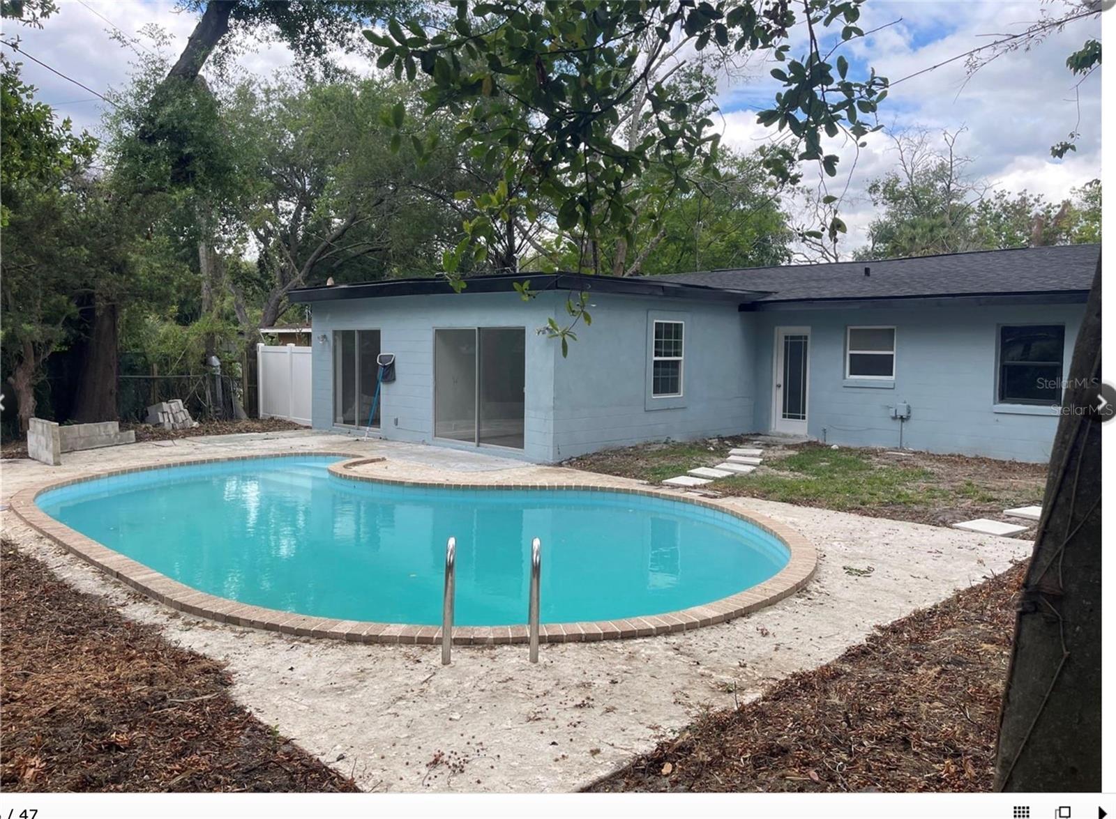 PALM HEIGHTS - Residential Lease
