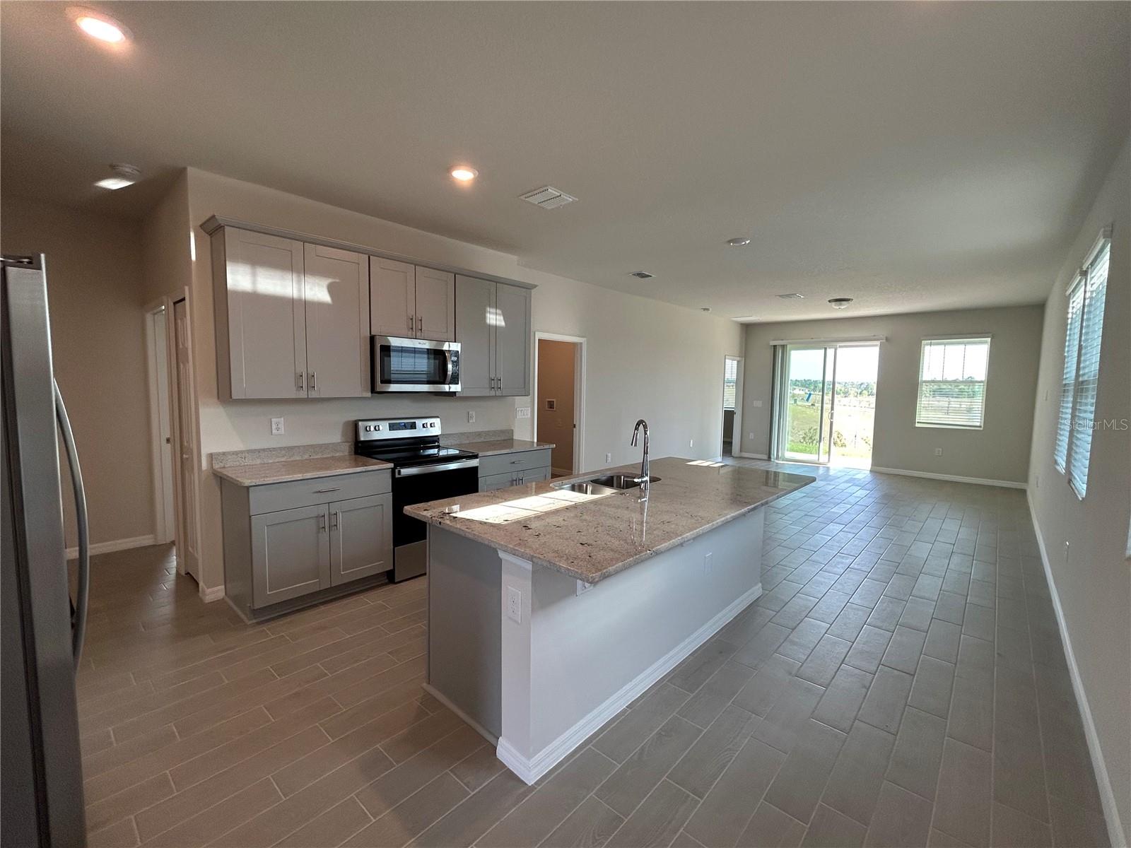 VILLAGES/MINNEOLA HILLS #1A - Residential