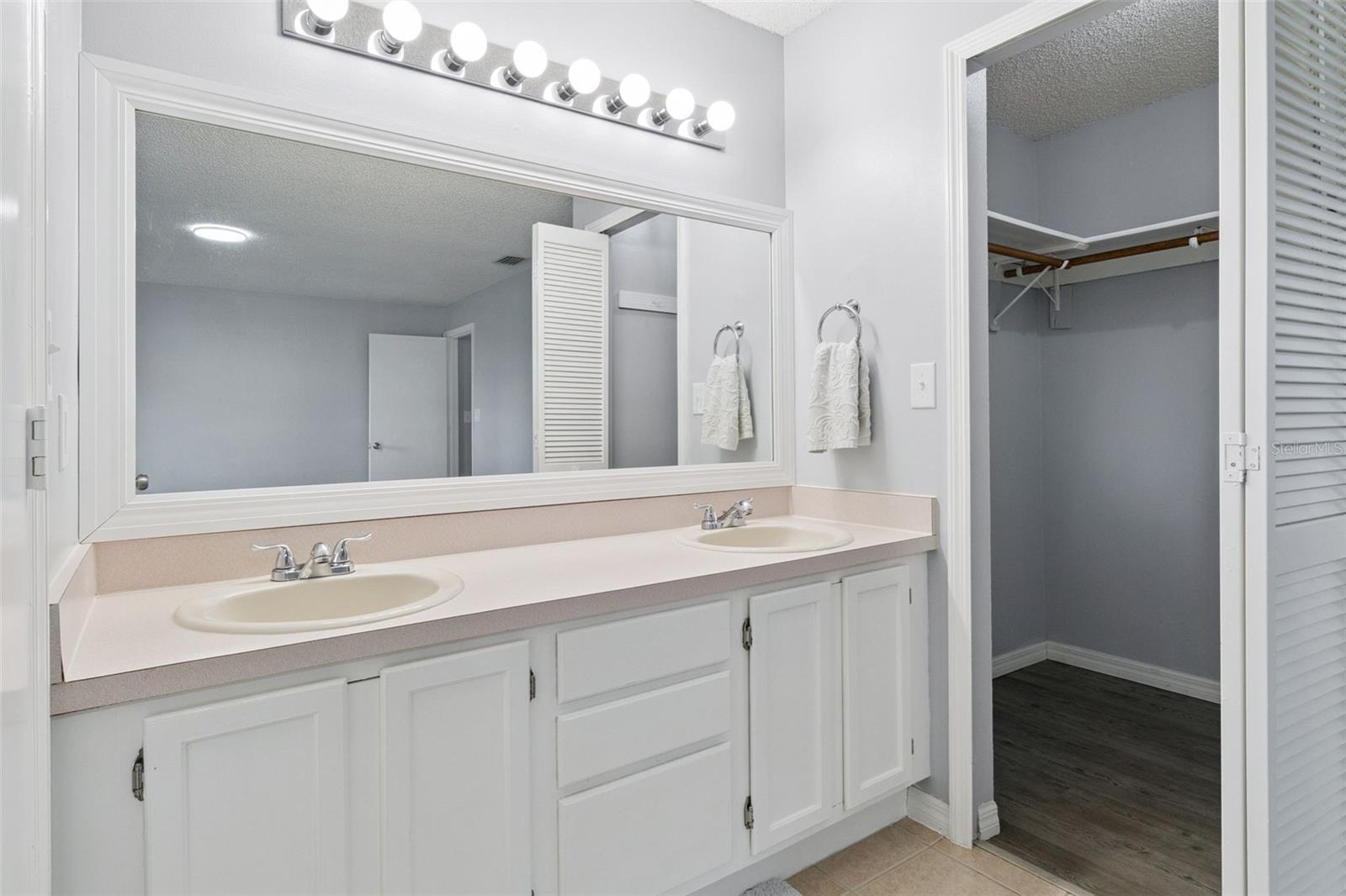PORT MALABAR UNIT 08 - Residential