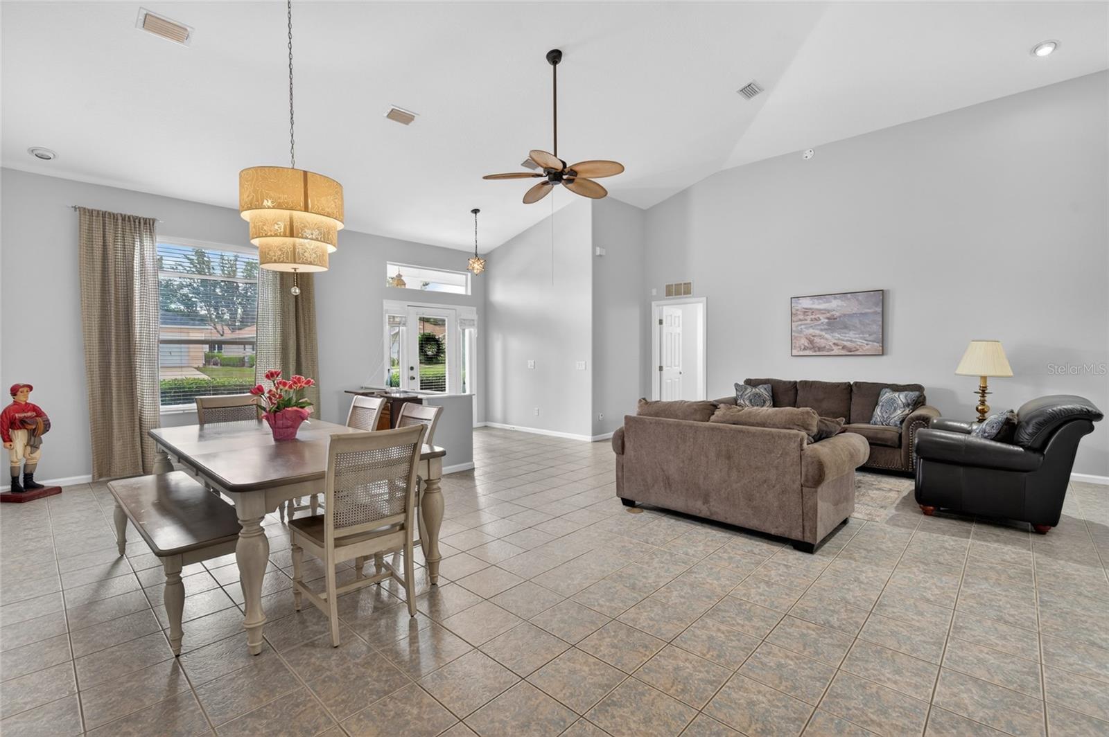 OCALA PALMS UN VI - Residential