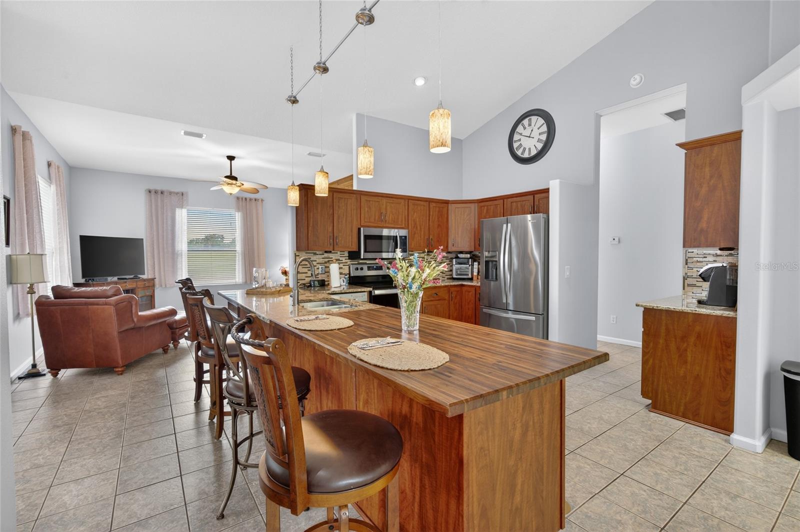 OCALA PALMS UN VI - Residential