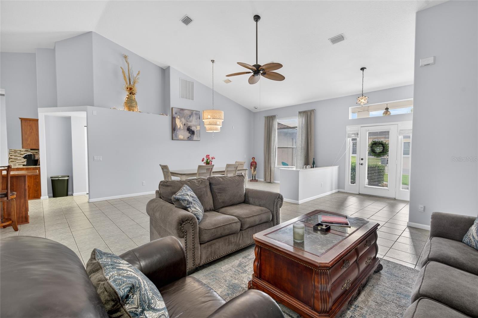 OCALA PALMS UN VI - Residential
