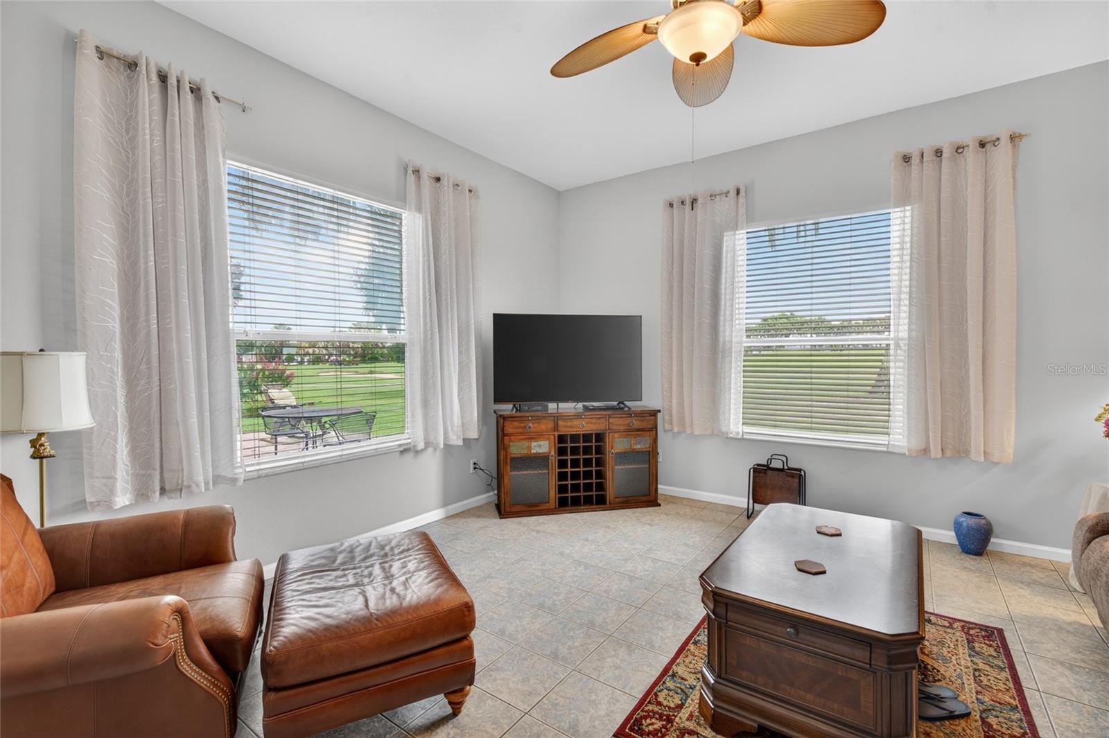OCALA PALMS UN VI - Residential