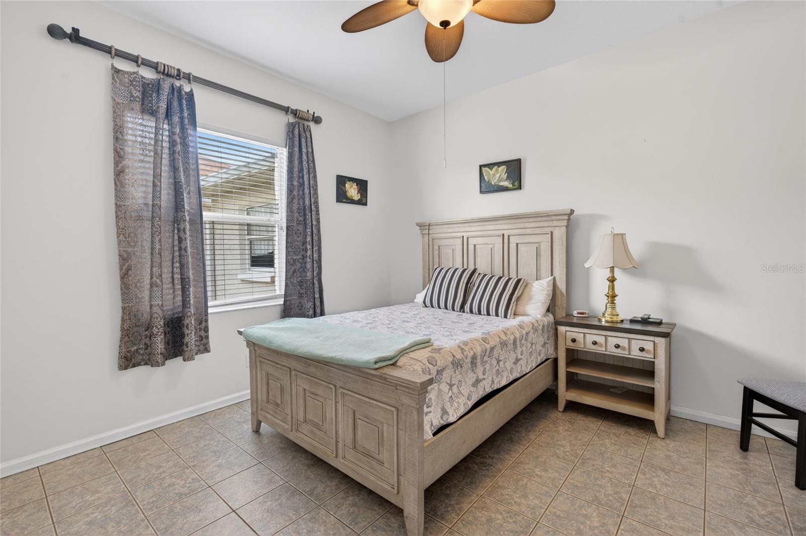 OCALA PALMS UN VI - Residential