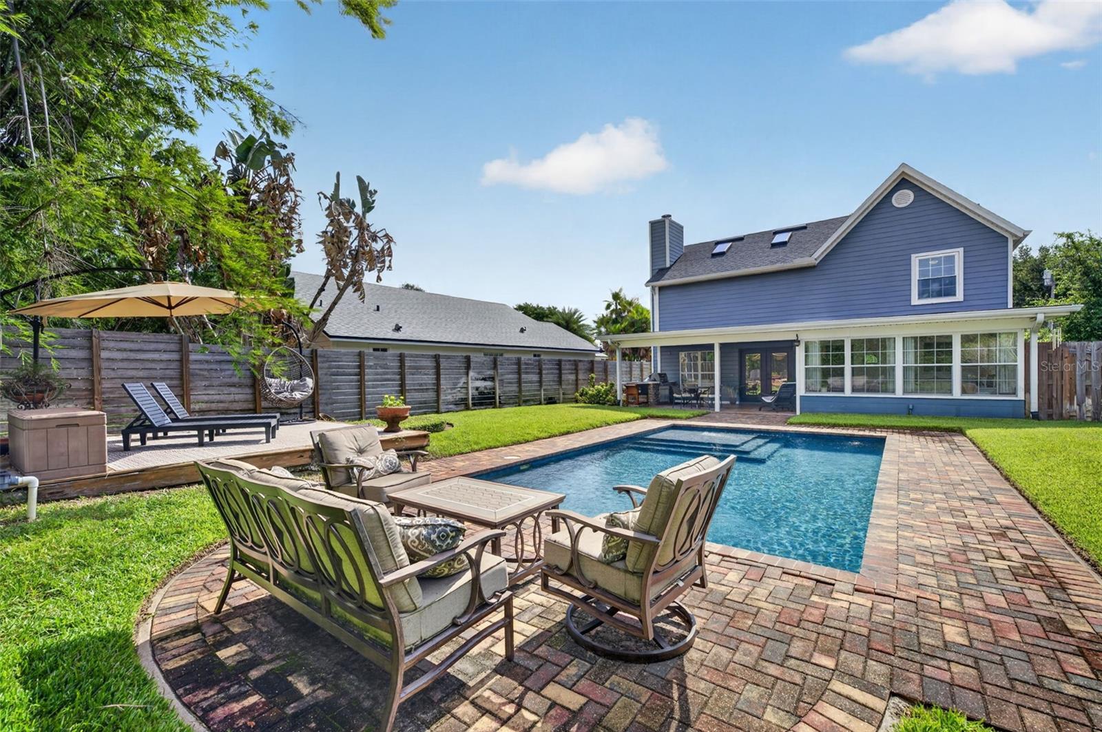 DIXIE TERRACE - Residential