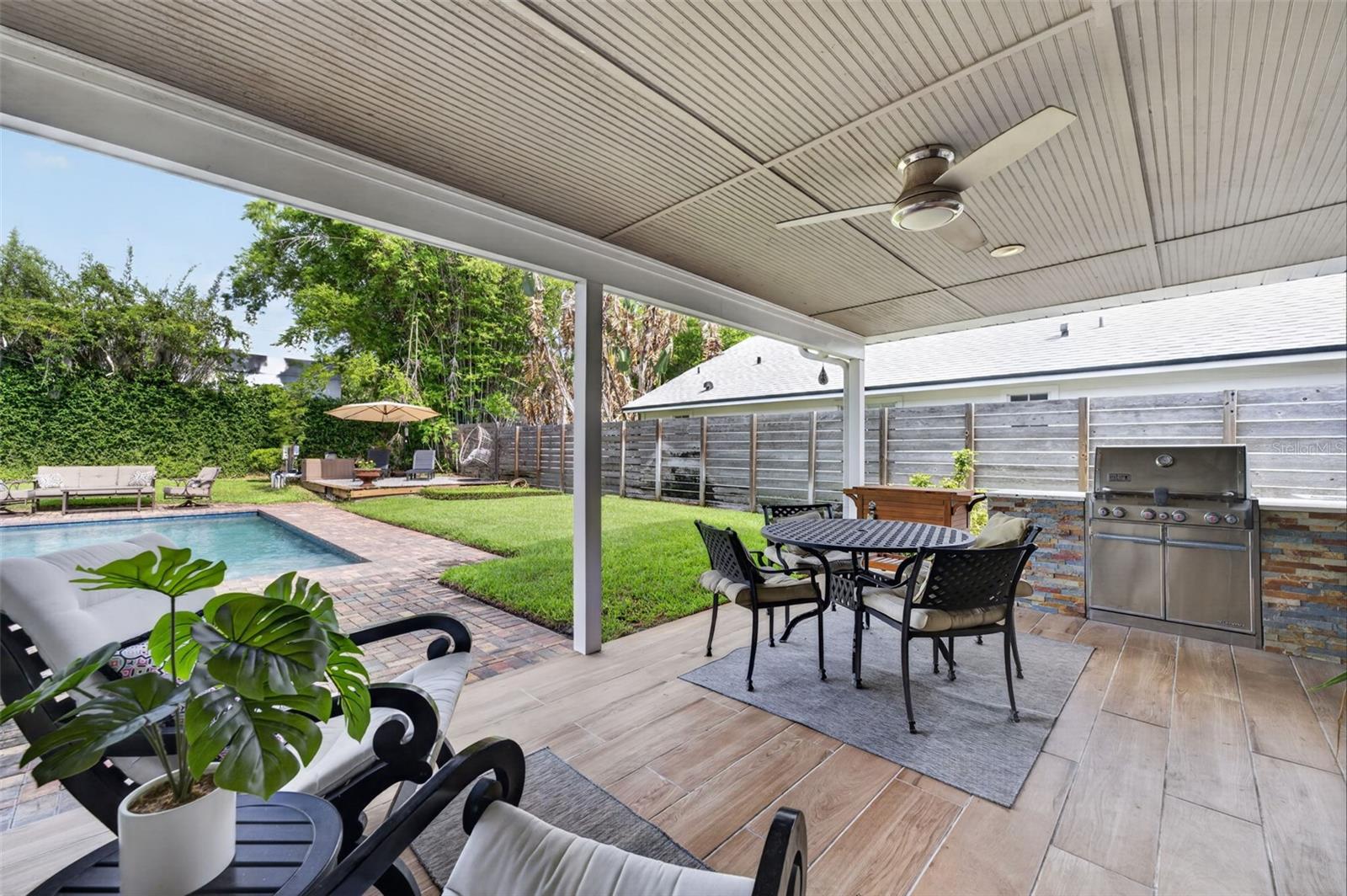 DIXIE TERRACE - Residential