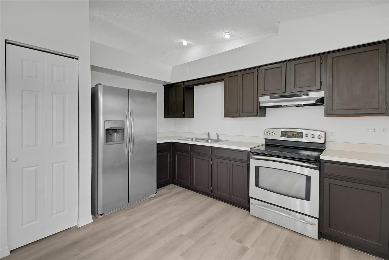 LADY LAKE PADGETT ESTATES SUB - Residential