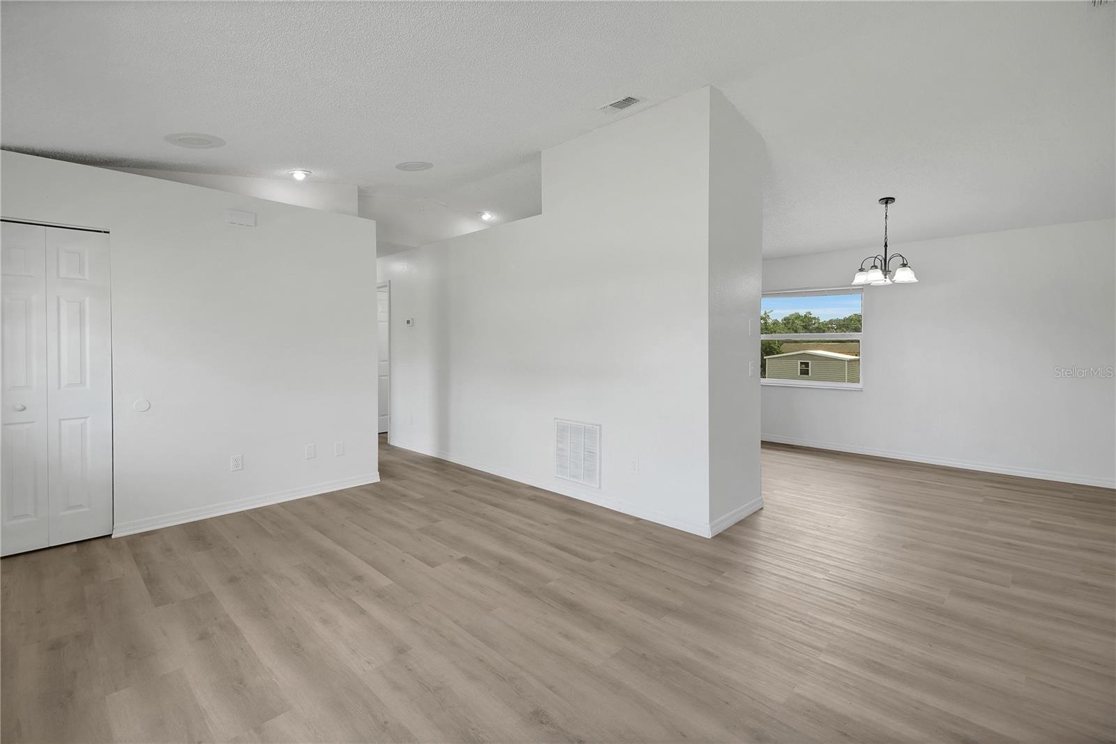 LADY LAKE PADGETT ESTATES SUB - Residential