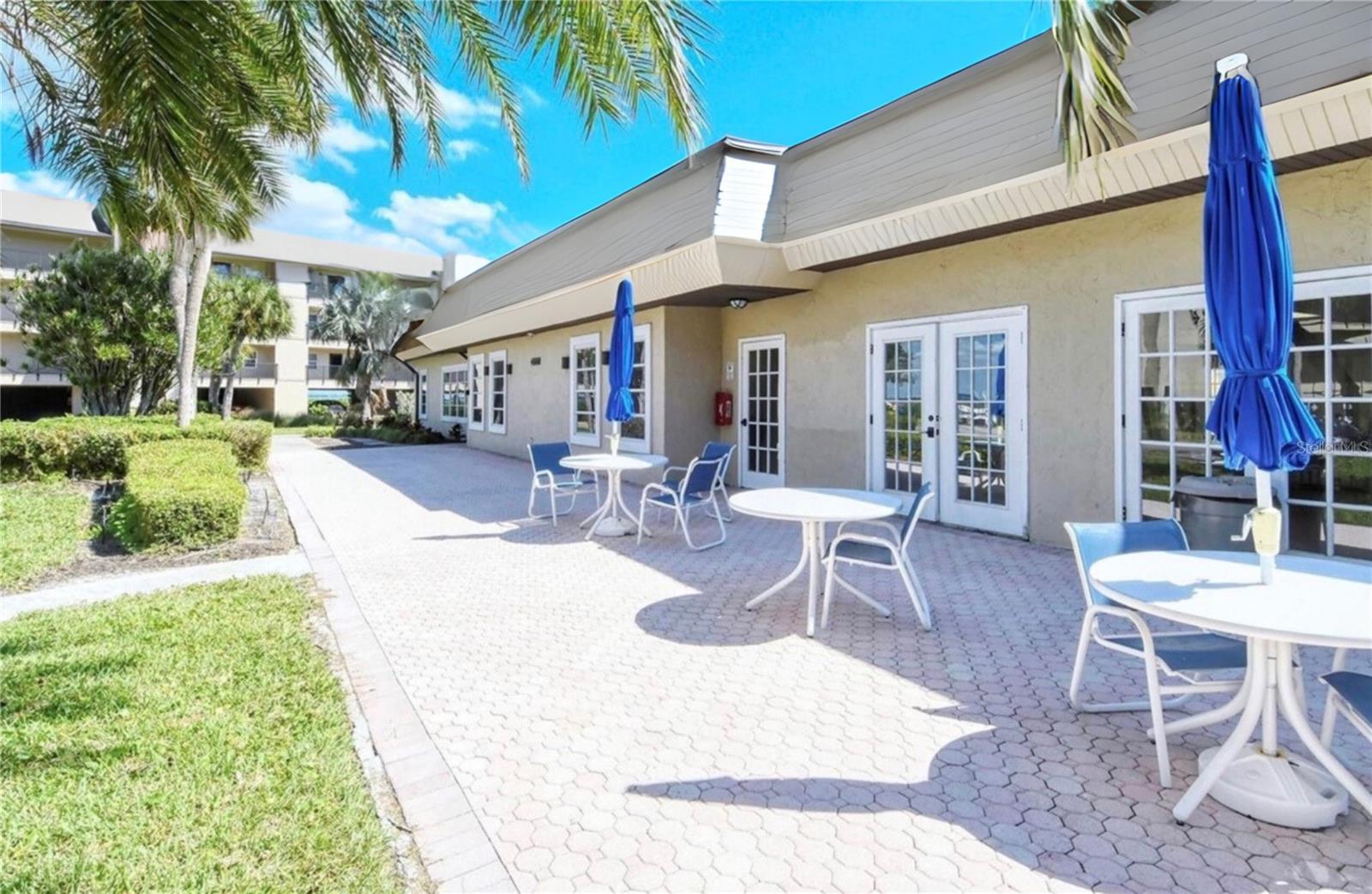 WINDWARD BAY AMD - Residential