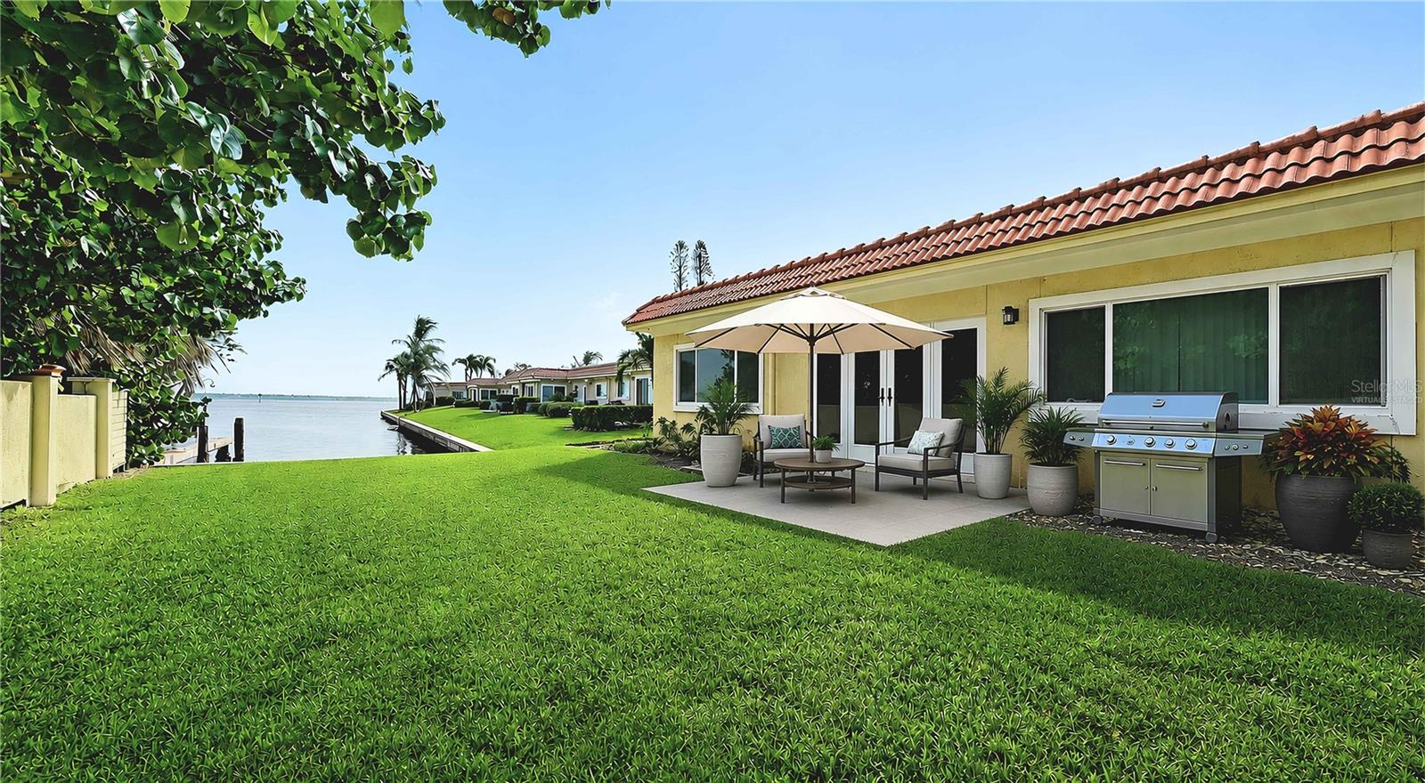 WINDWARD BAY AMD - Residential