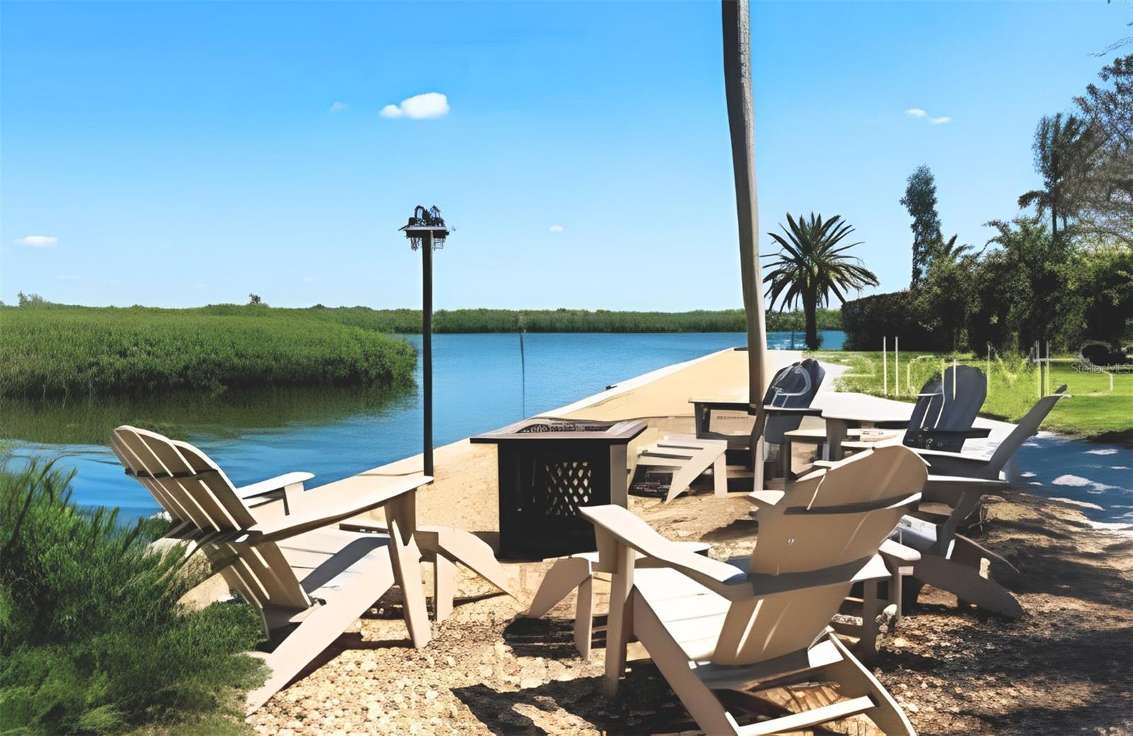WINDWARD BAY AMD - Residential
