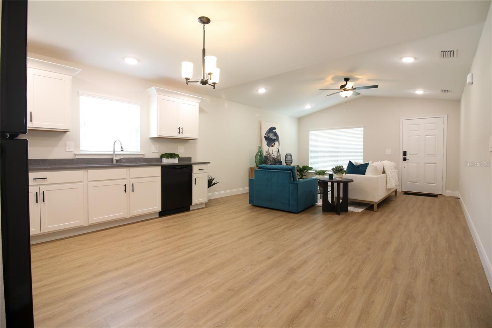 HARDINS SECOND ADD - Residential Lease