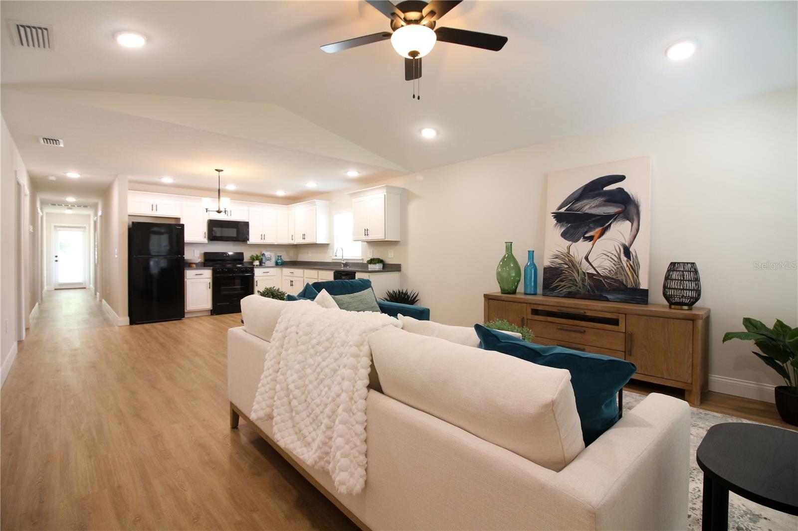 HARDINS SECOND ADD - Residential Lease