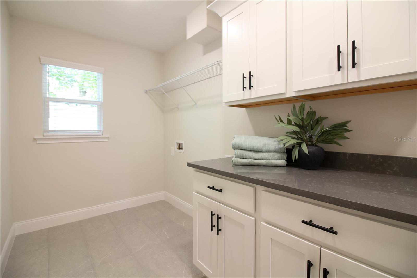 HARDINS SECOND ADD - Residential Lease
