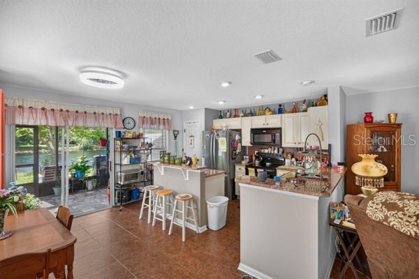 SOUTH TUSCANY VILLAGE - Residential