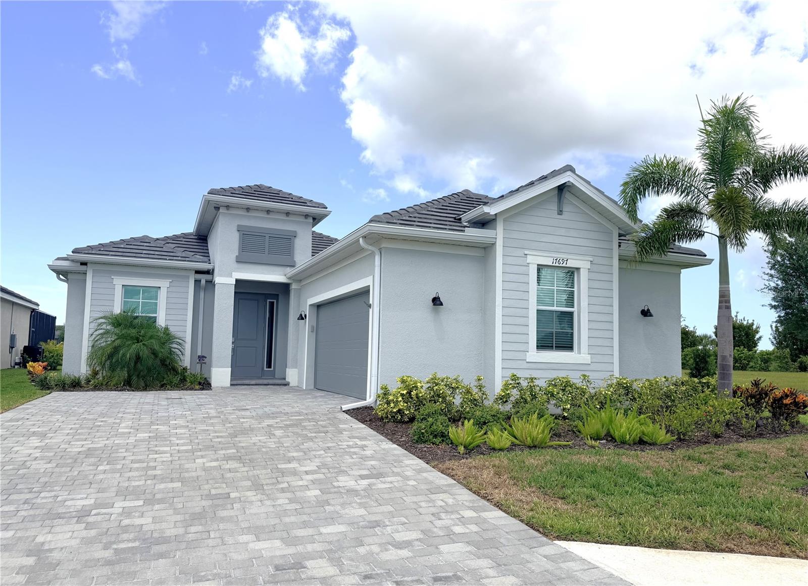 WELLEN  GOLF & COUNTRY CLUB - Residential Lease