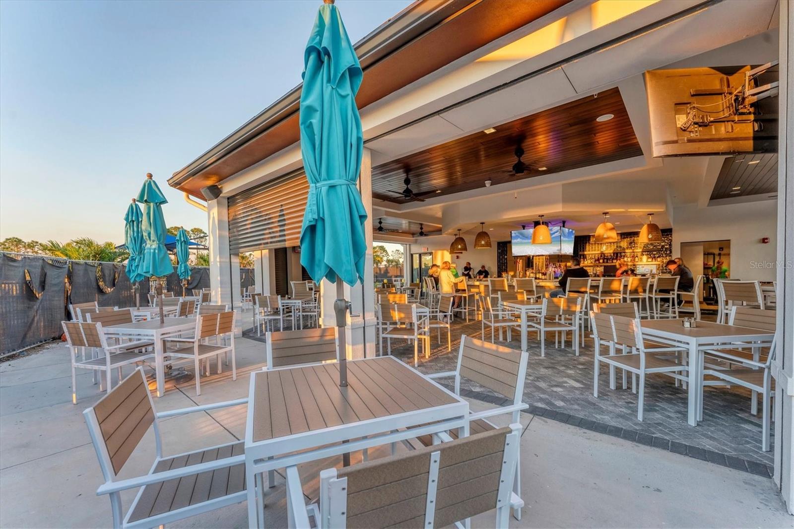 WELLEN  GOLF & COUNTRY CLUB - Residential Lease