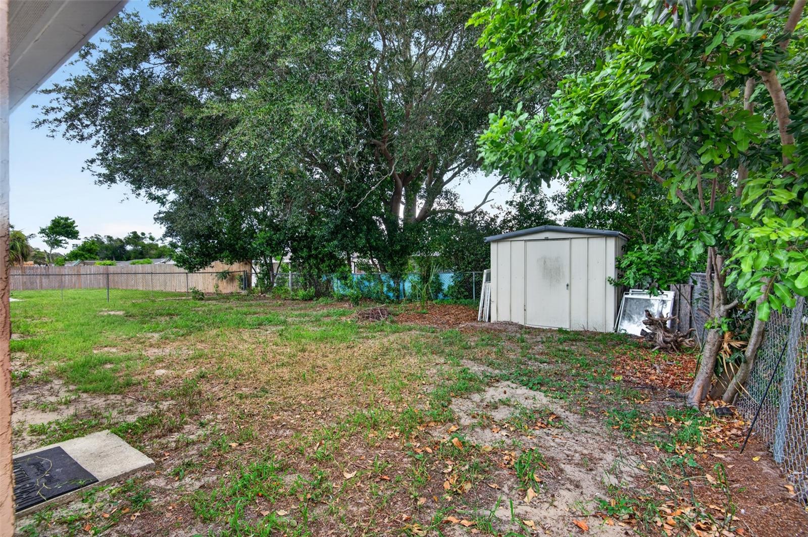 ALOHA GARDENS - Residential