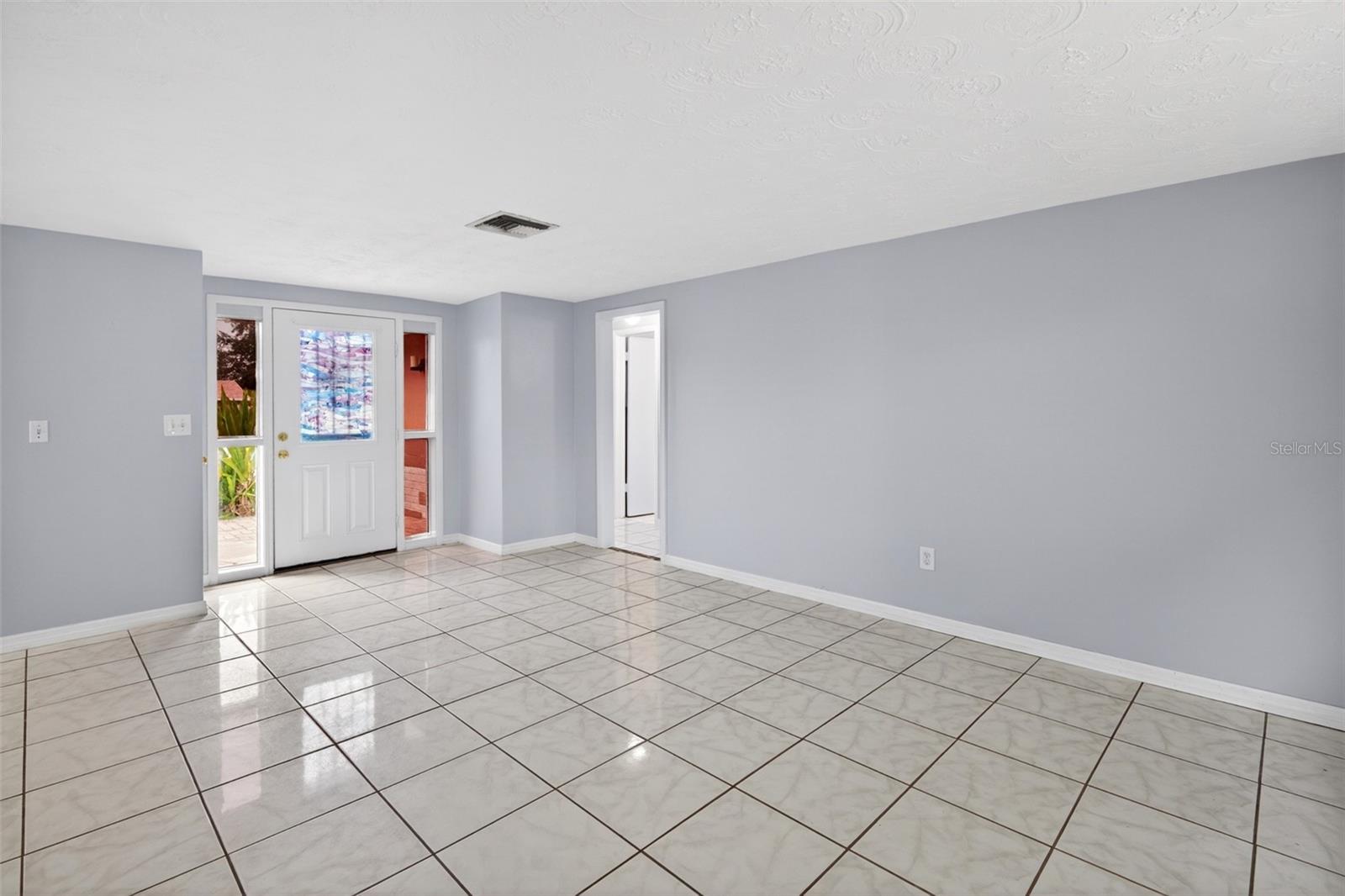ALOHA GARDENS - Residential