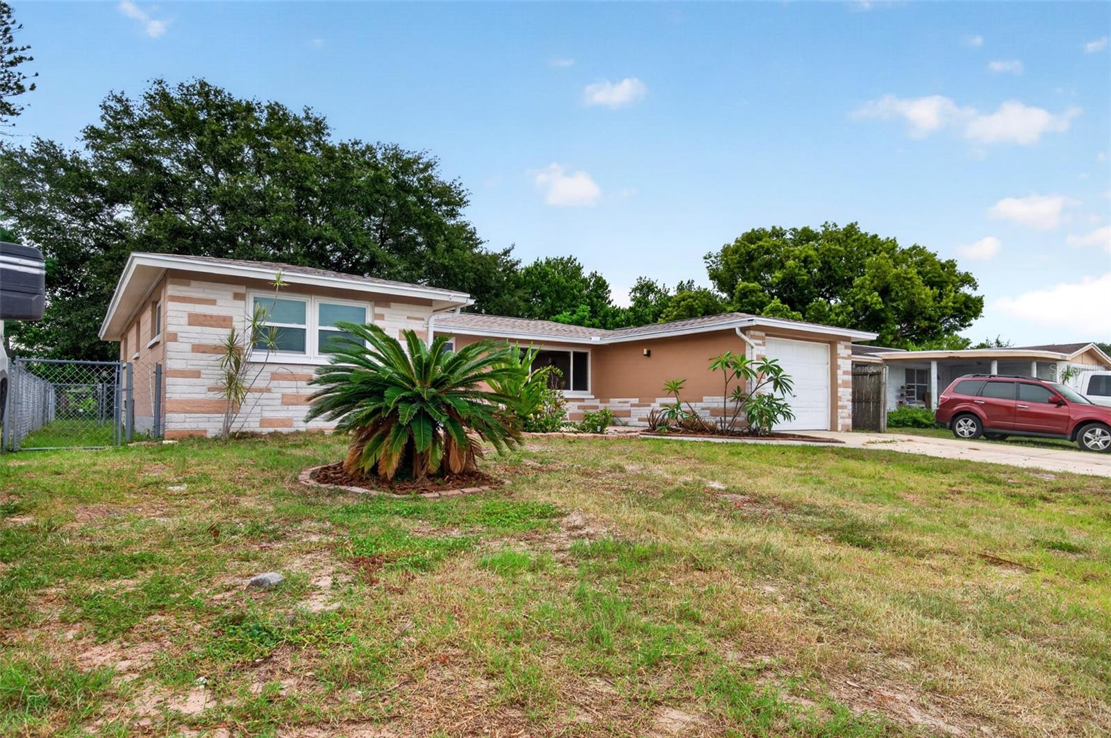 ALOHA GARDENS - Residential