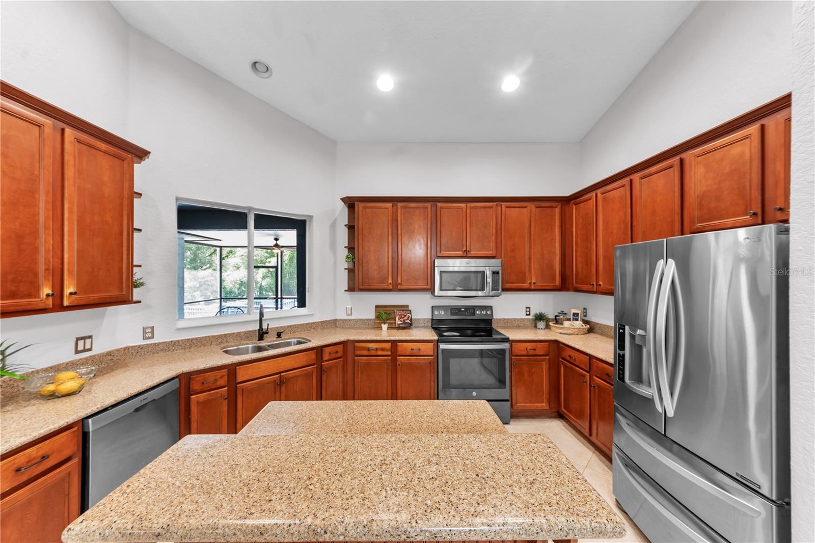 GRANDEUR - Residential