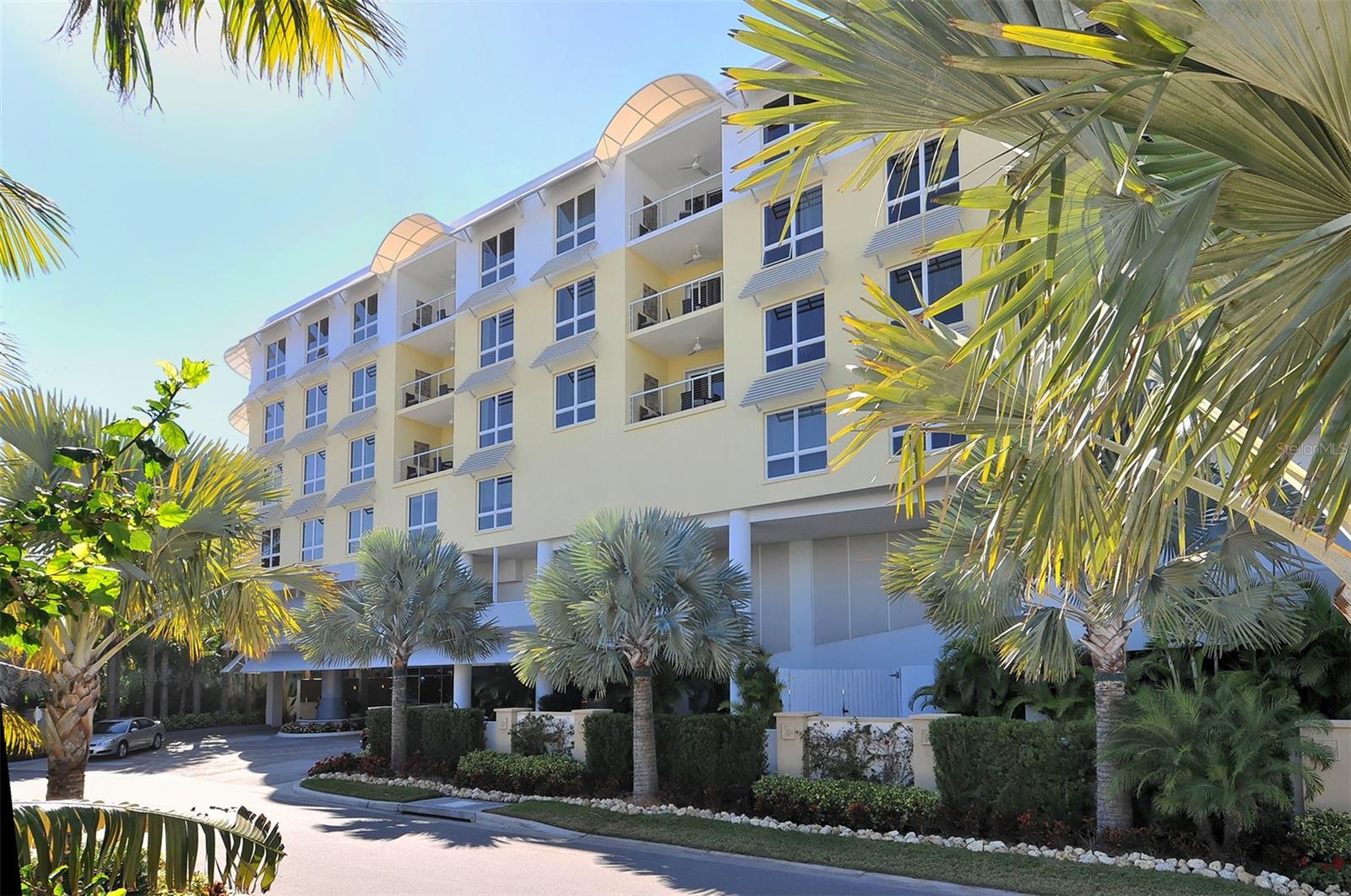 SIESTA KEY BEACH RESIDENCES - Residential