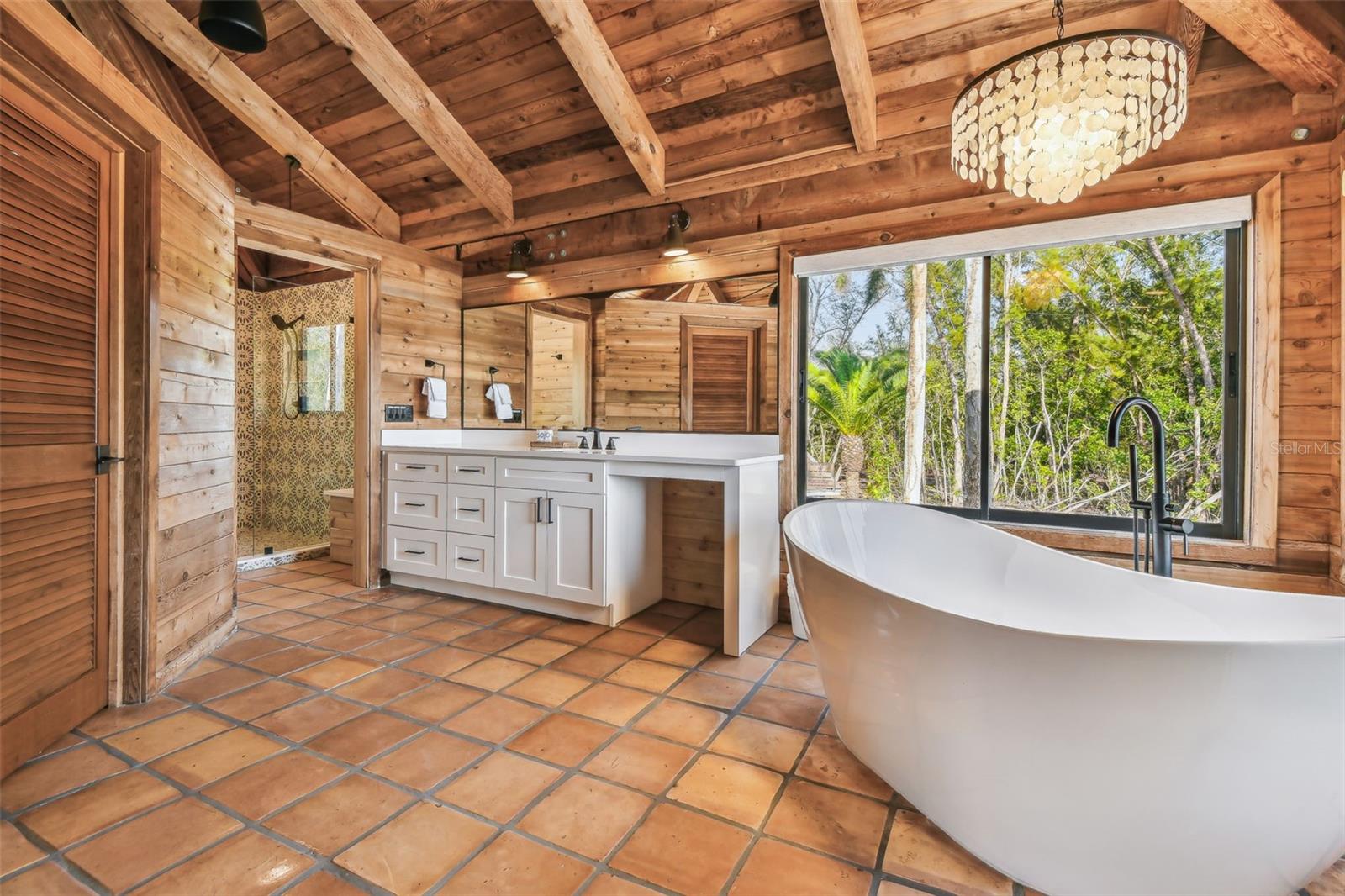 JEWFISH KEY - Residential