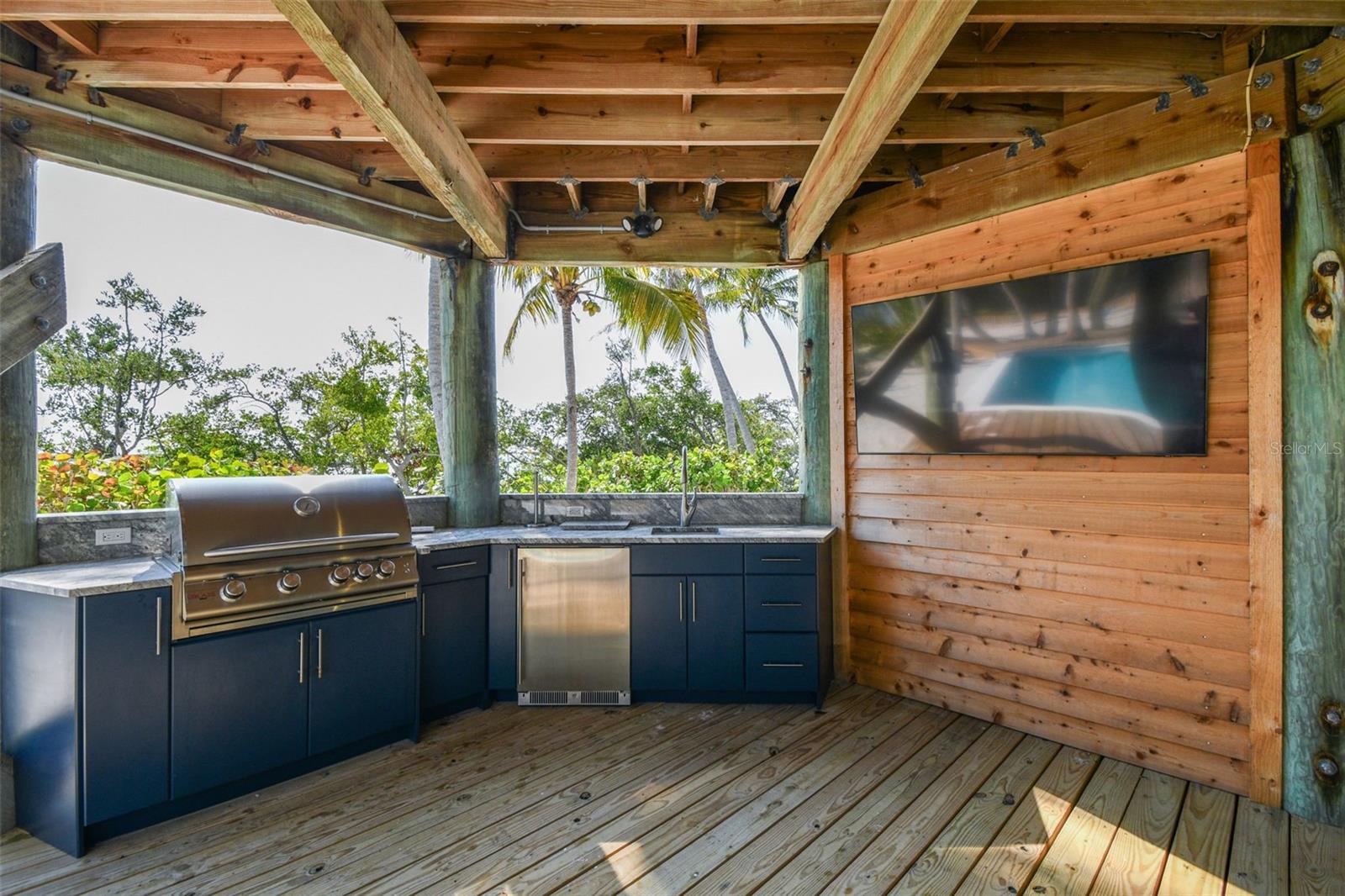 JEWFISH KEY - Residential