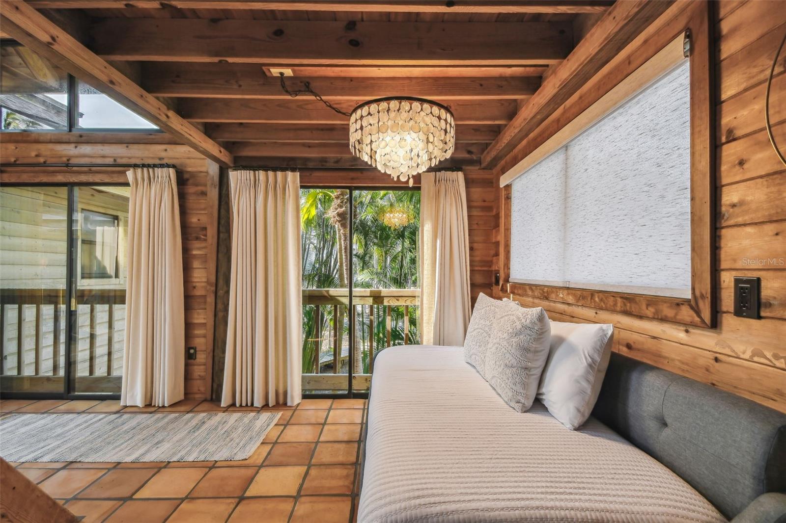 JEWFISH KEY - Residential