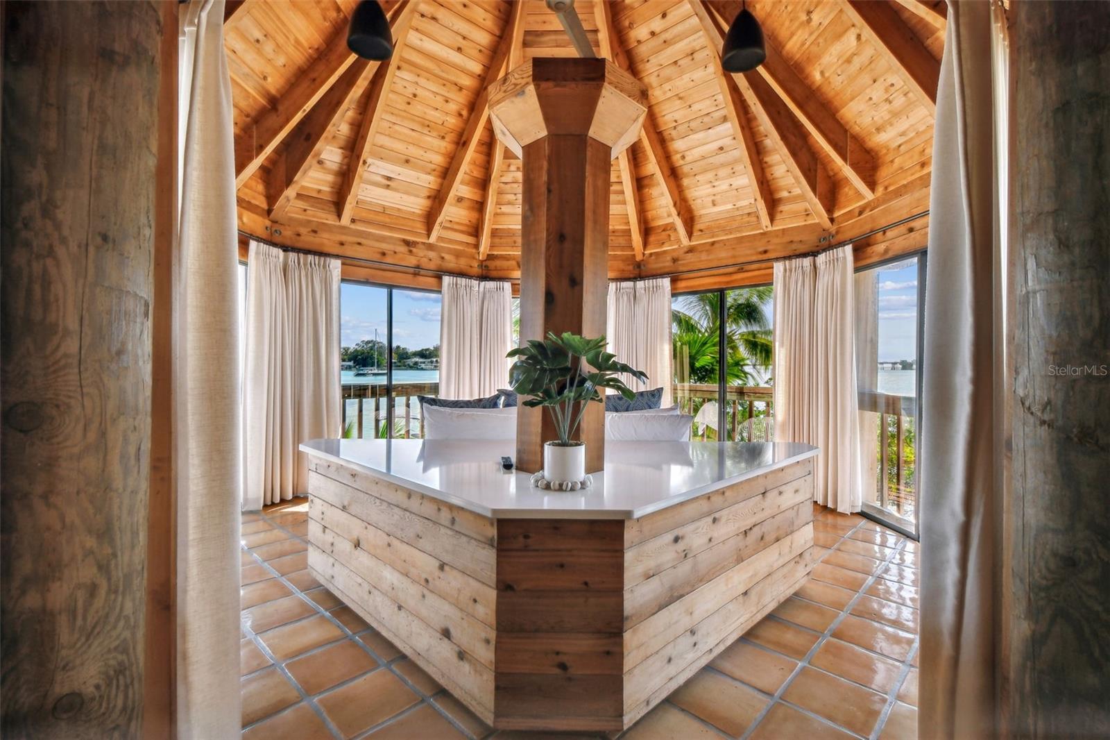 JEWFISH KEY - Residential